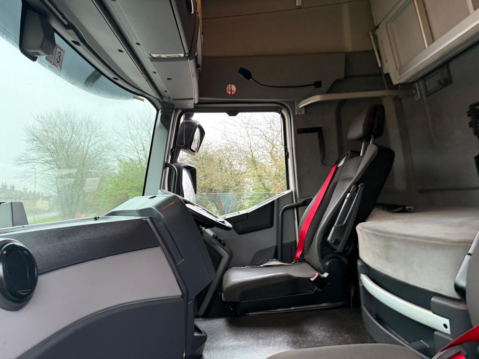 B582dae1 D23e 4d7e B71b 85b1d7ccd3e2