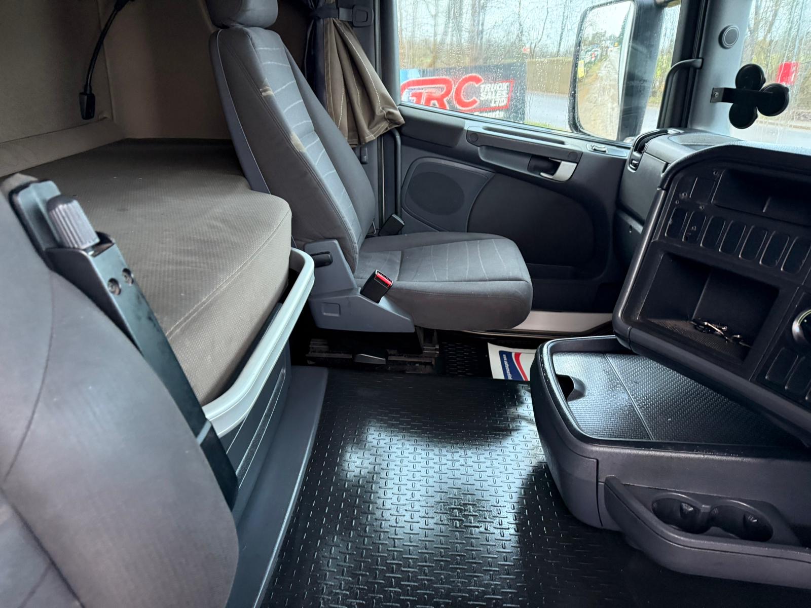 B5dd079d E7d6 46e3 B423 A74f3c27a2dd