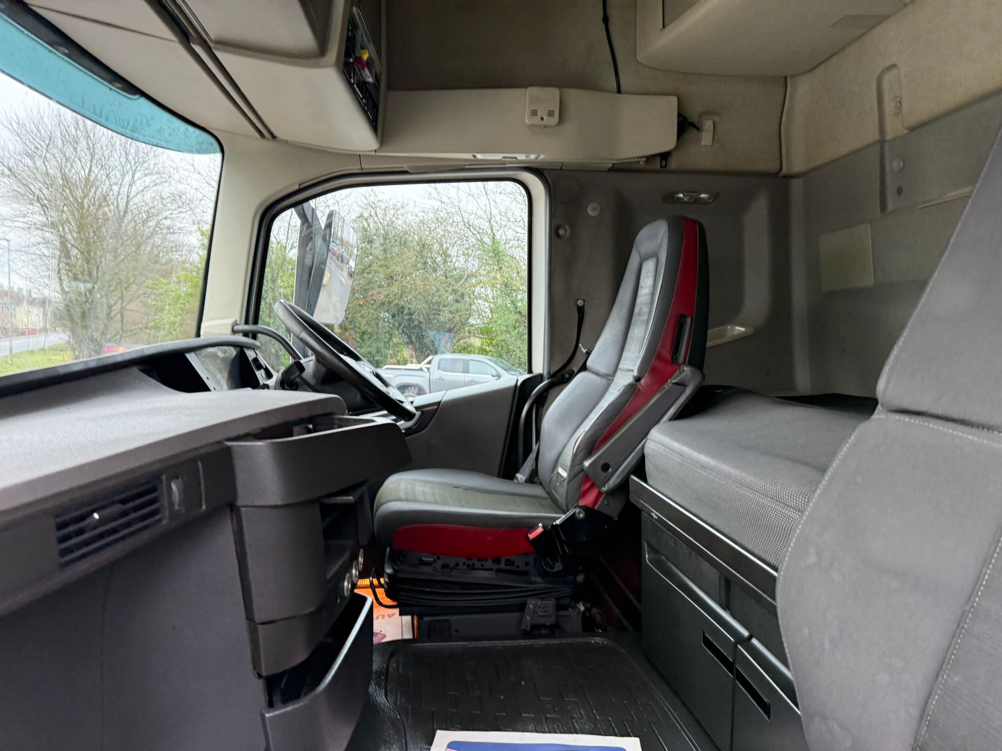 Bba2846f 346a 400e A463 96324d6d698f