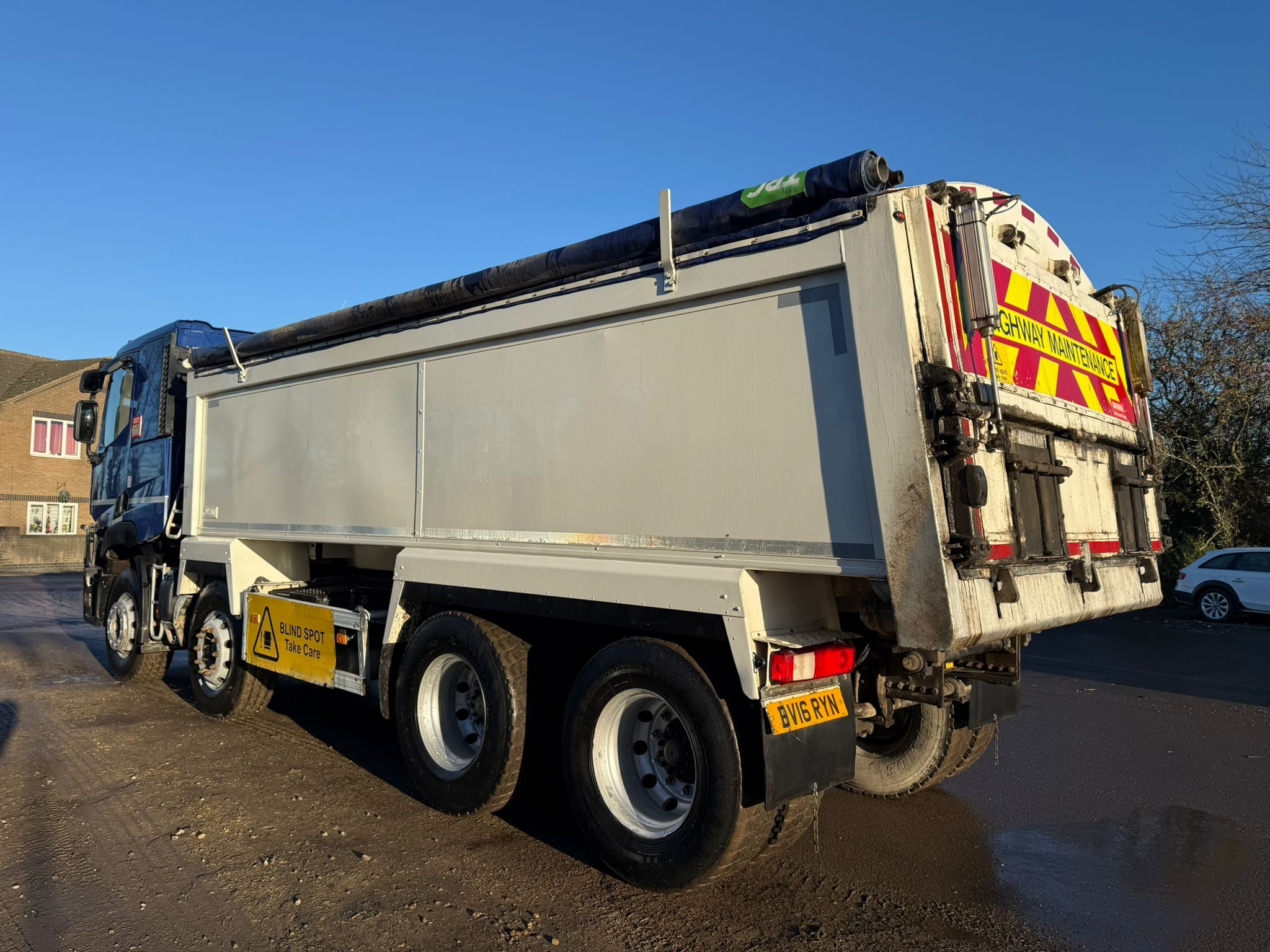 Cdd7749e 2100 45bd A7a4 F23502d015de