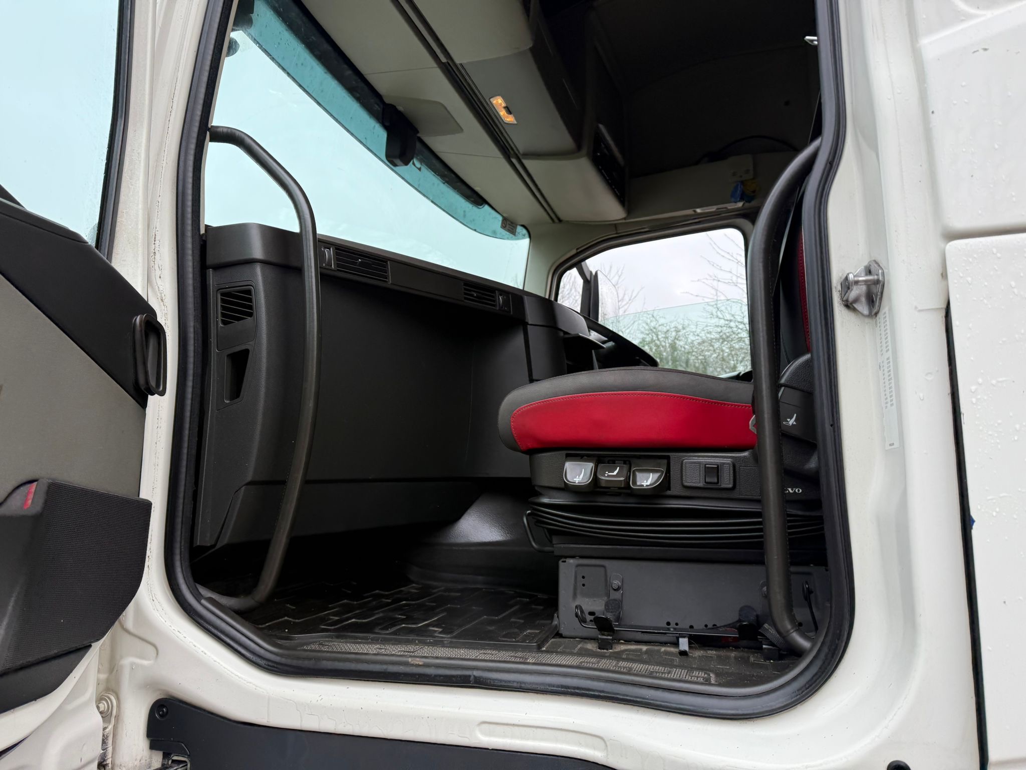 Cf8b0b05 6f8c 4d40 Ac90 A70b39955249