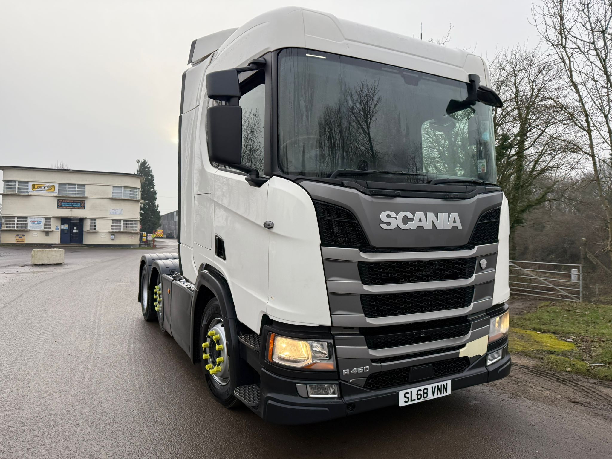 E599efef 04c7 45fd B771 A817b5e72e4a