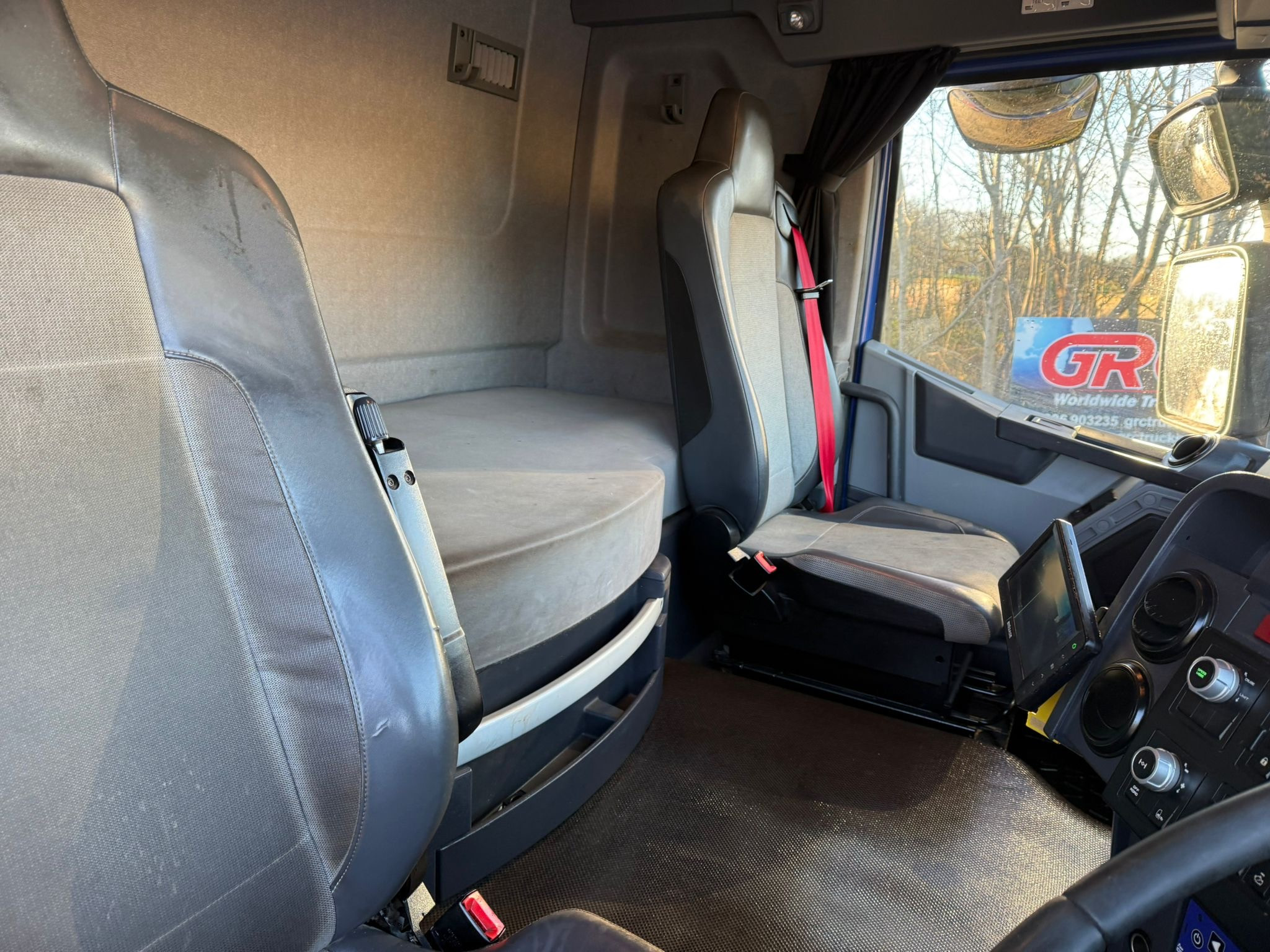 Ef921e9d F69d 4a5e Bca5 4e1ae124905a