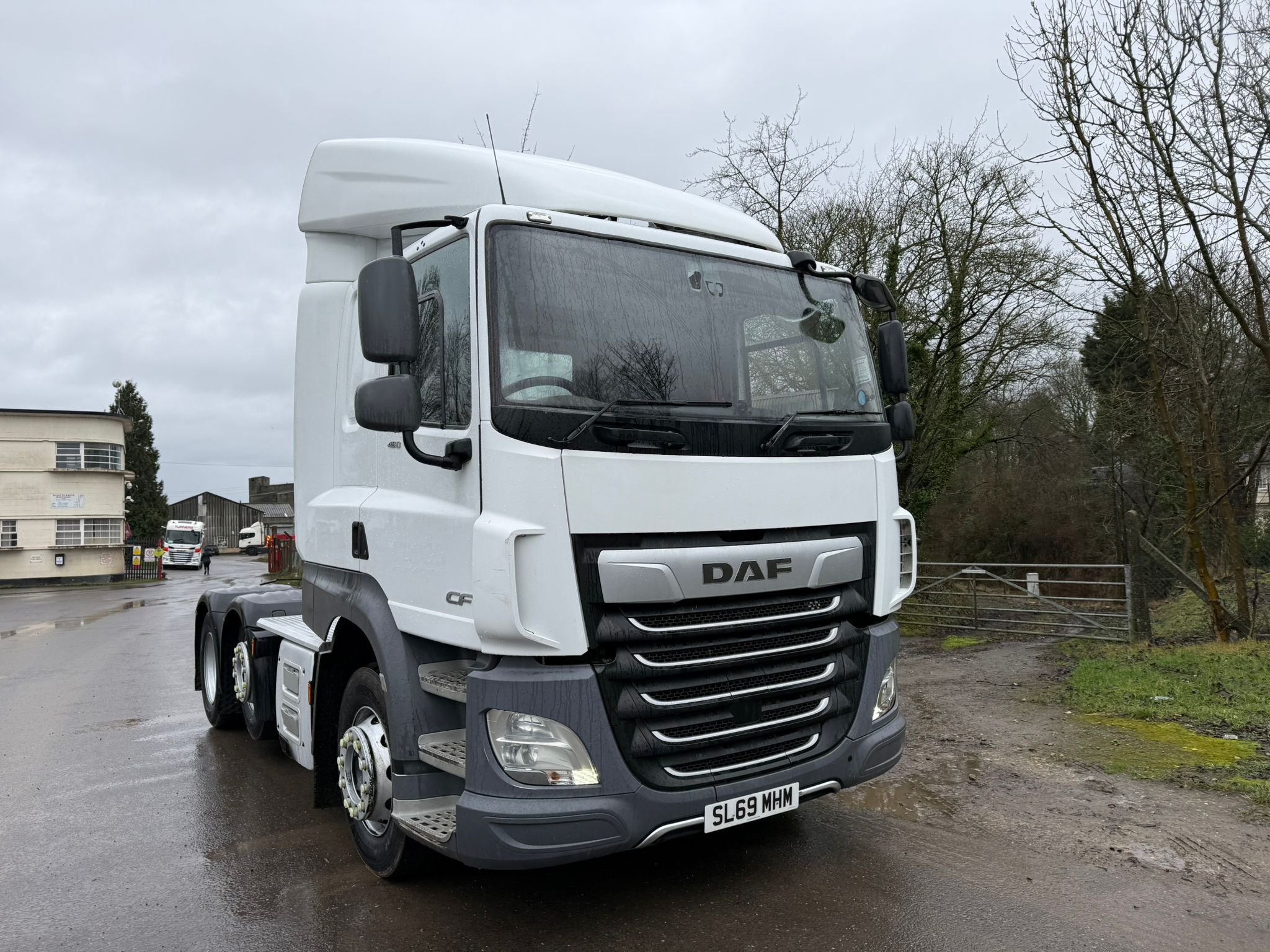 079B8420 6125 43D6 9842 2AB1BBAE7645