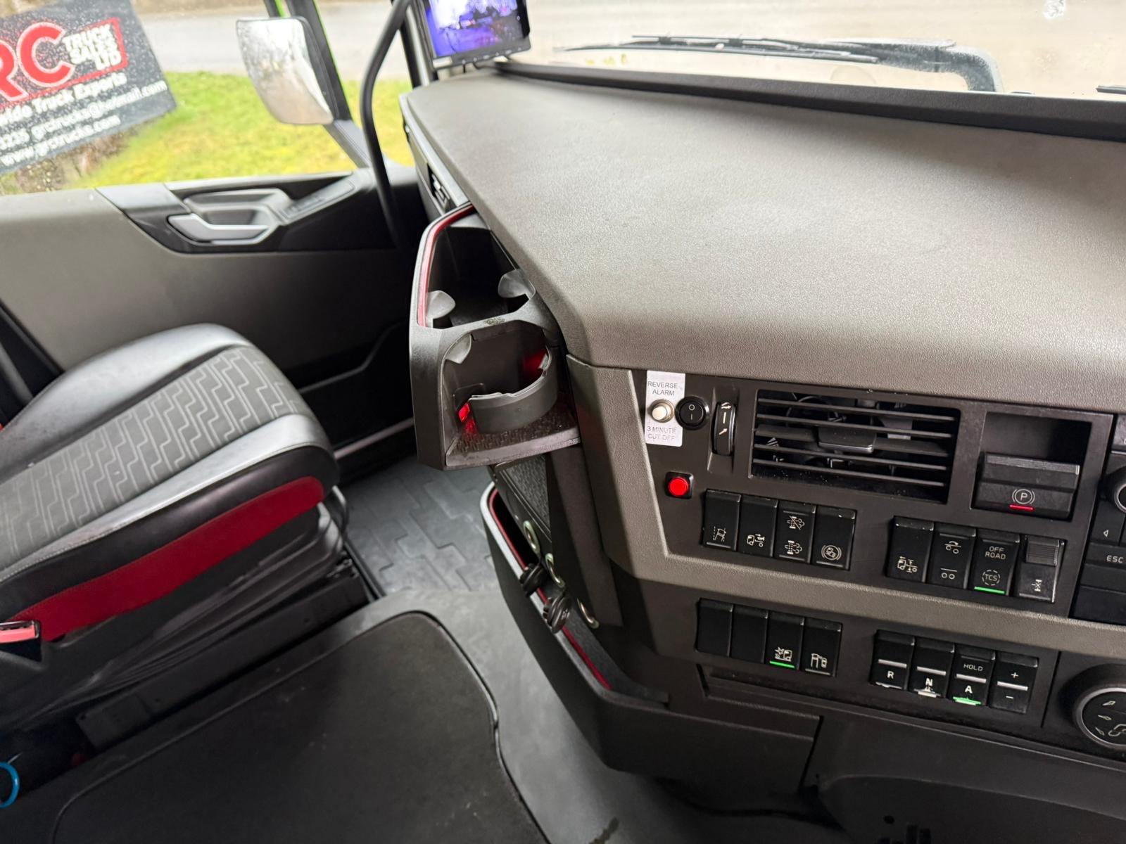 0c696eec 78ae 4093 Bc2d 3459ce043518