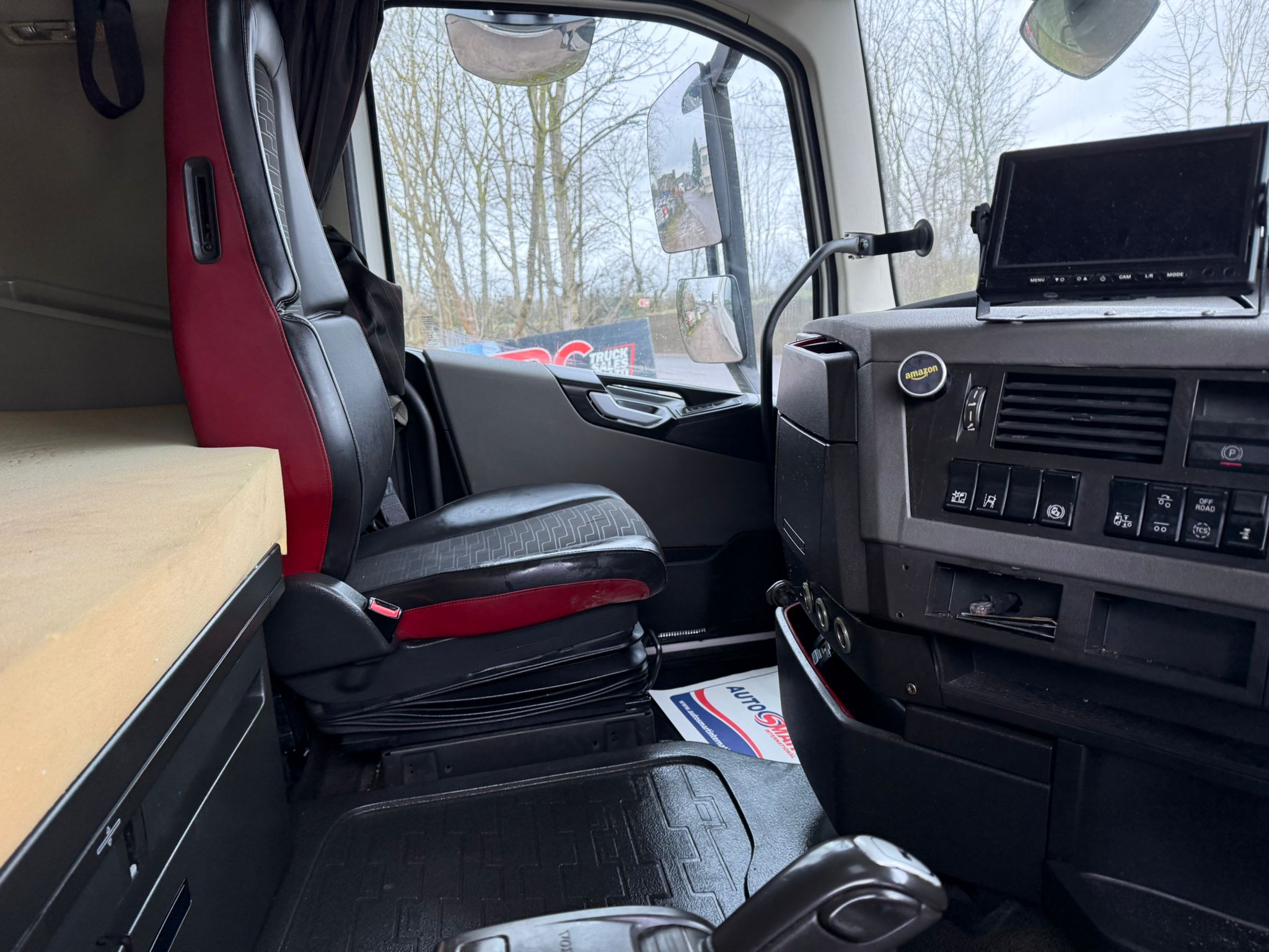 2E86EB04 57D9 464D B07F 2C96C306F39A