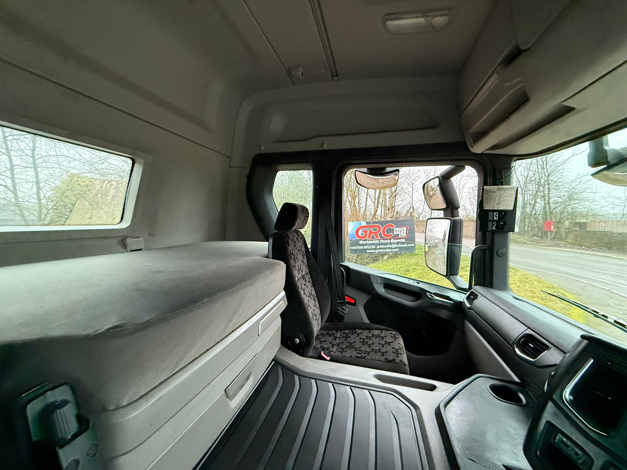 305c5d77 6958 4919 9723 54b2834e46ea