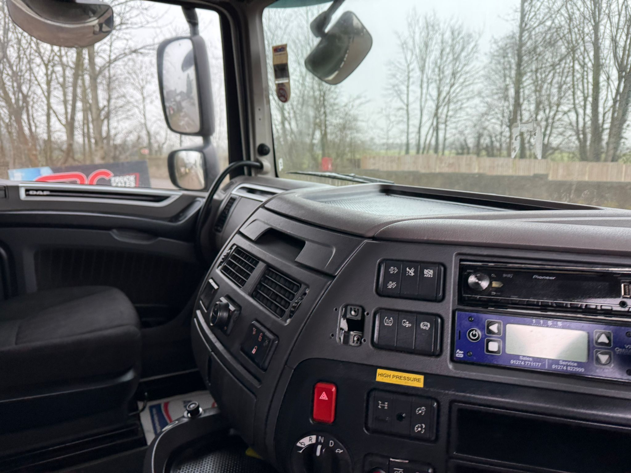 38d911b4 B71f 4873 8e26 D5c7ee41898d