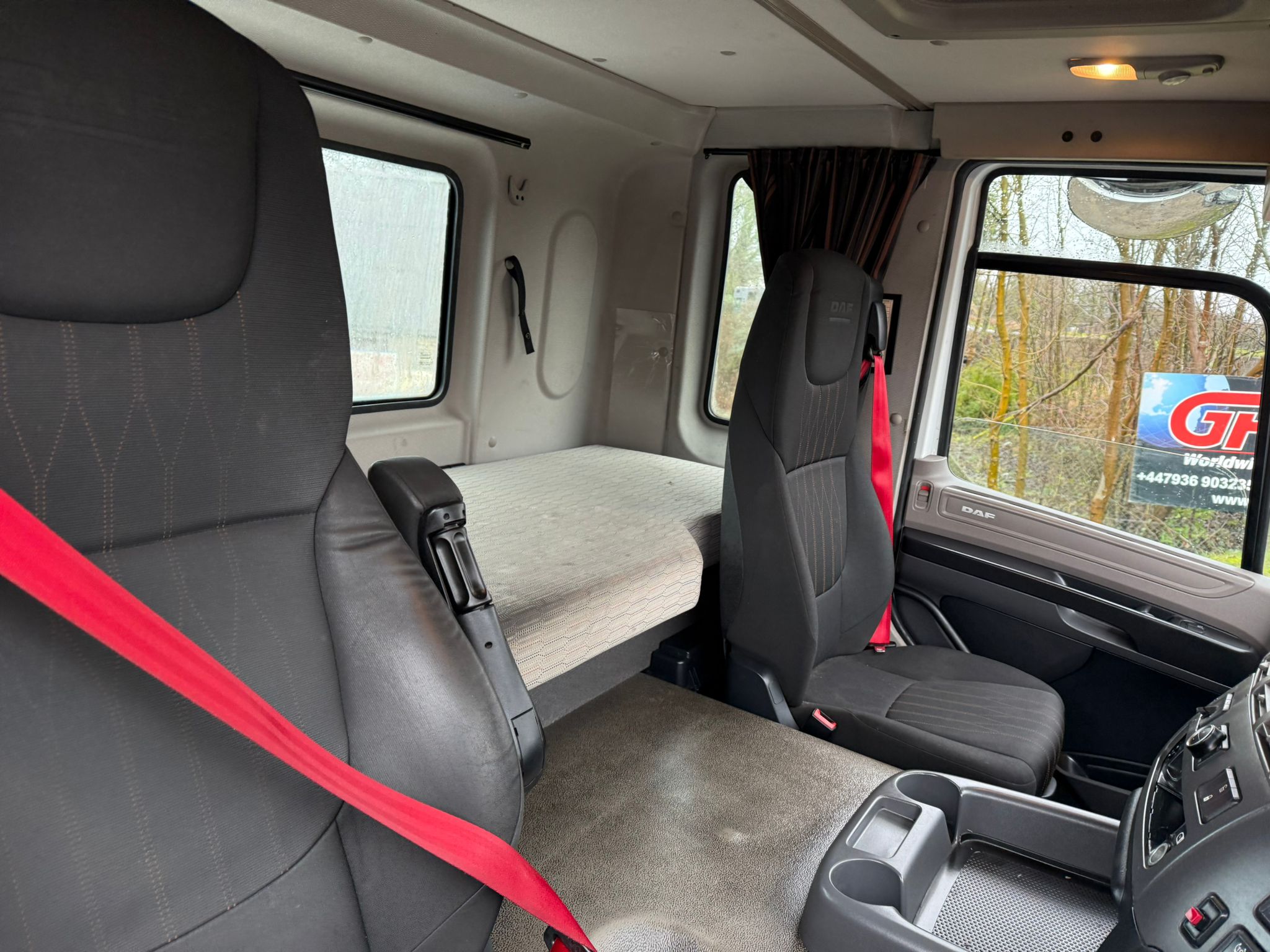 42795E4F 131A 4B3D A5D2 E2E88056479D