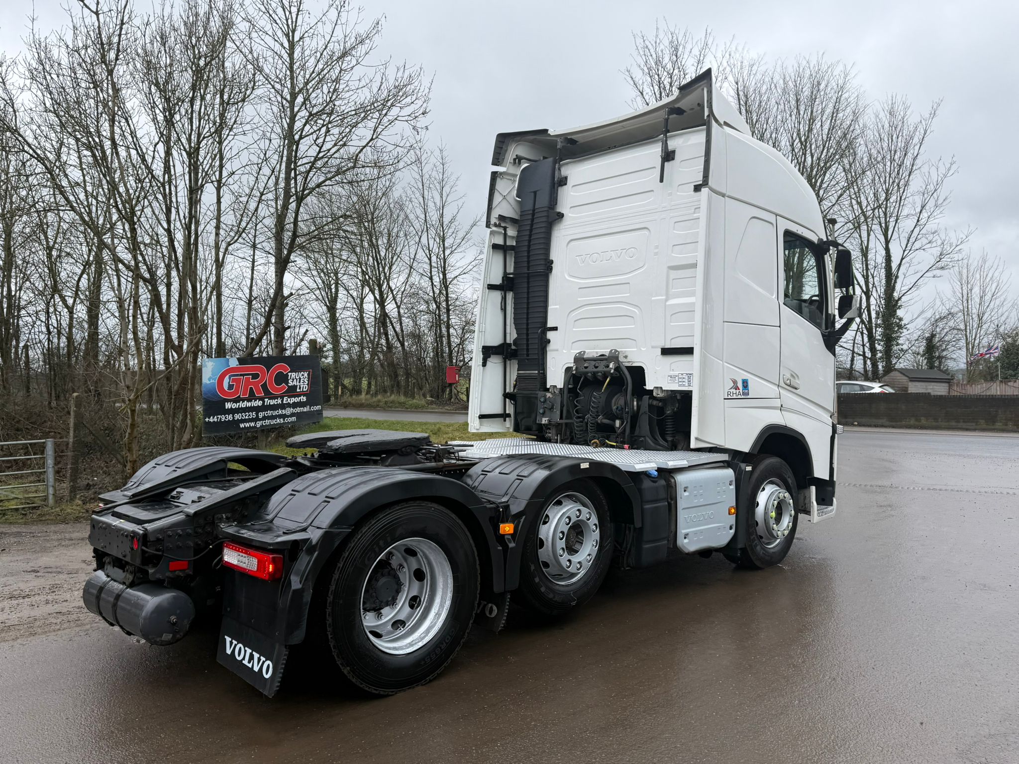 4AE8910C DE54 44A0 BFCB BEA0ED59BAC7