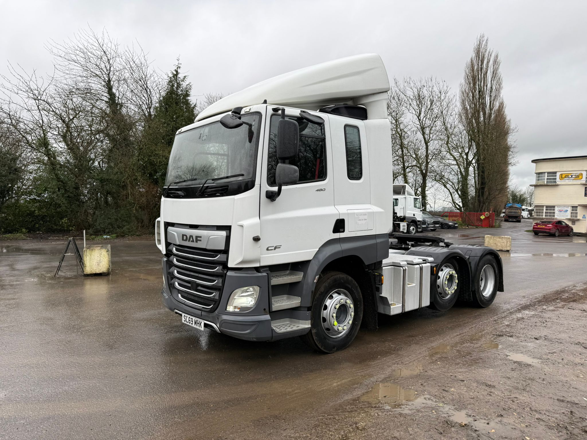 4CFE25EE 584B 42F3 BA12 88C0DEBD7FC7