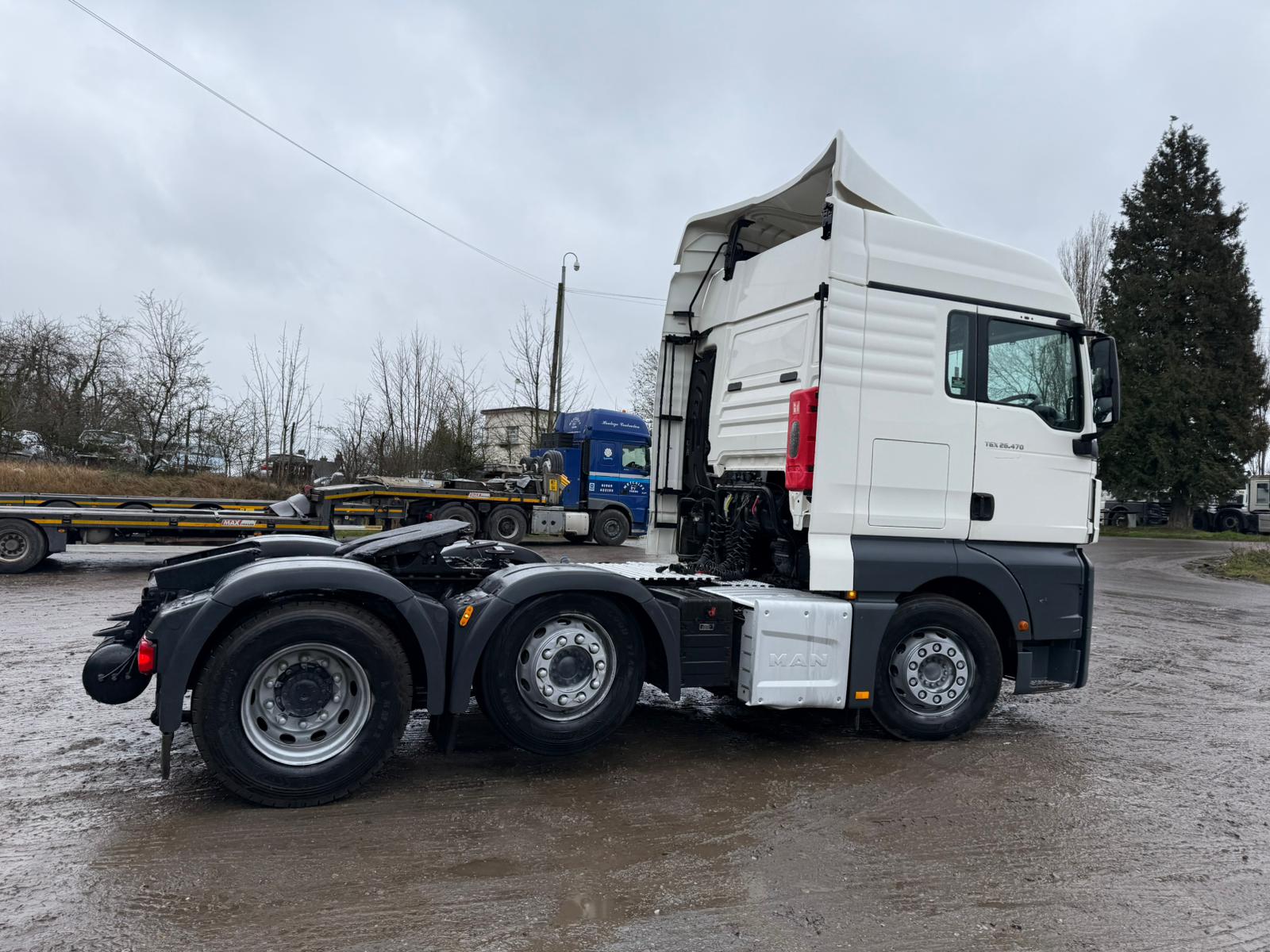 4EC4CF5F 7328 49B9 9E24 B117D30C234F 1