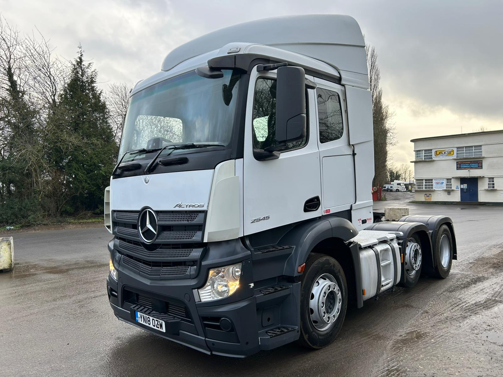 59EF06E6 A3B6 4132 A2E5 10685B3AAE51