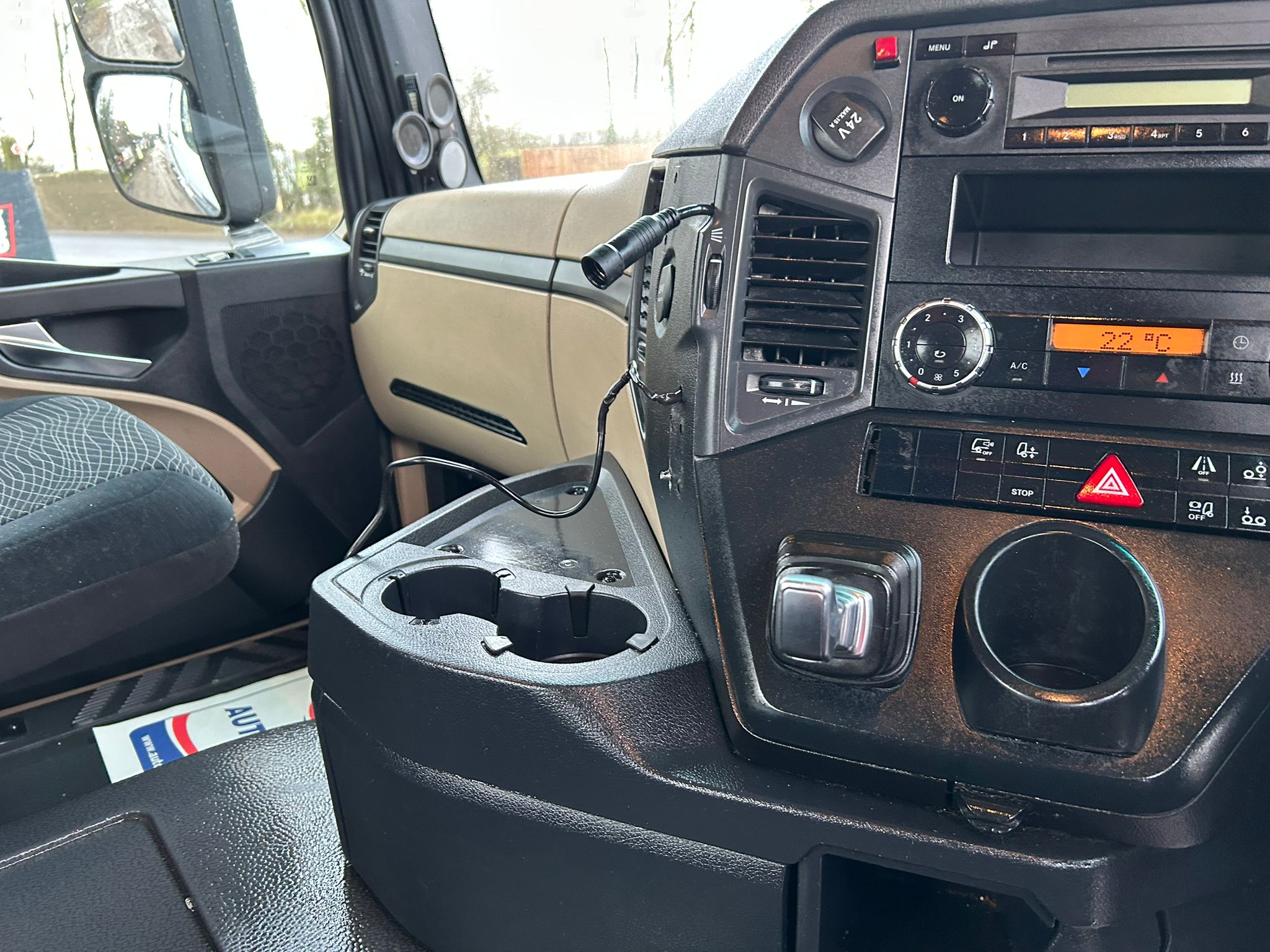 644F9611 0946 49C4 B67F 1F132A6C20A5