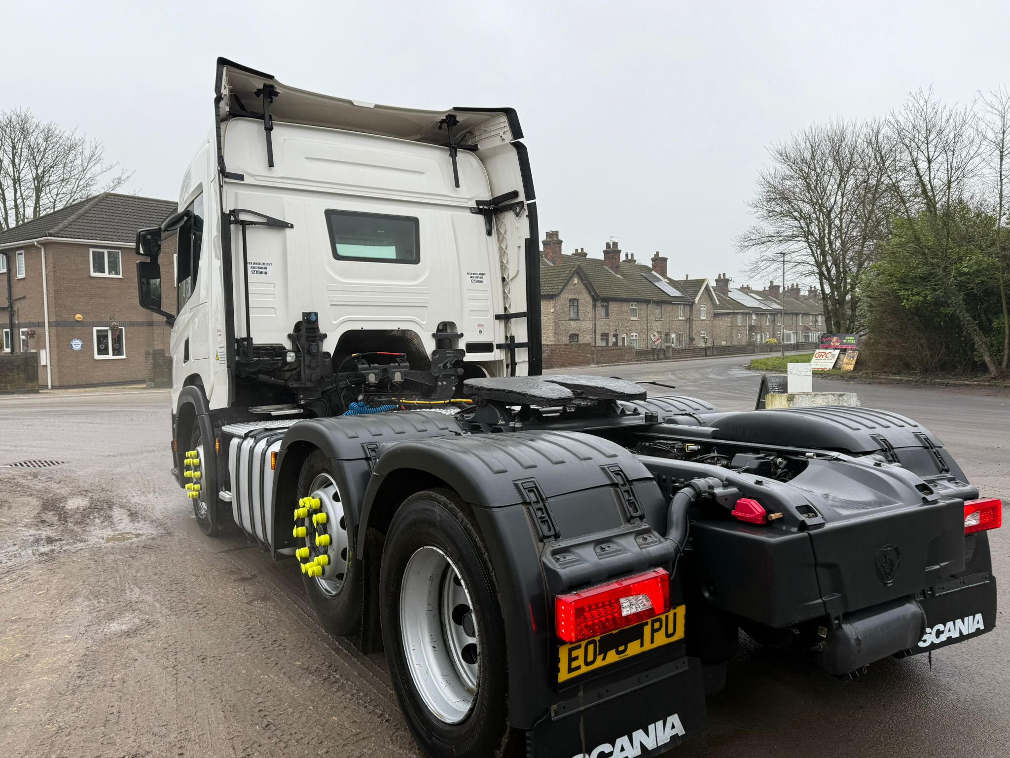 6cf37f2b 448a 42d1 8e9d E62b65689cc7