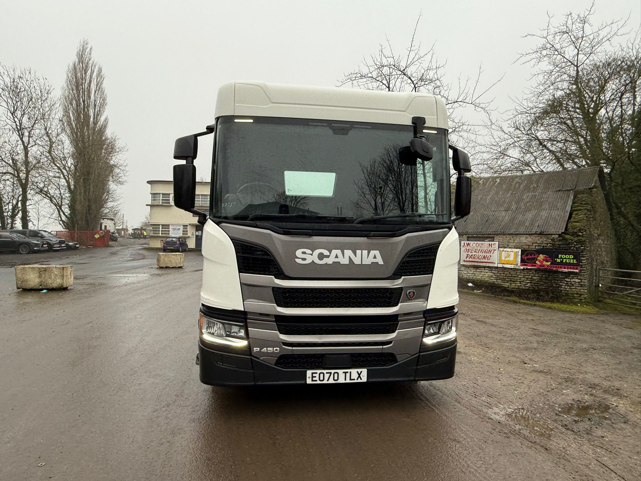 819c8ecf 92f2 4d07 8345 208dfce15db3