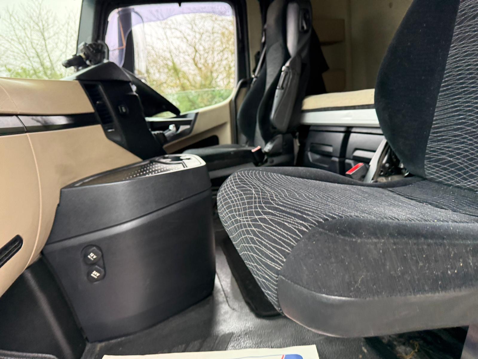 8968bc1b Cf18 4088 95a8 1f3b20ad6fea