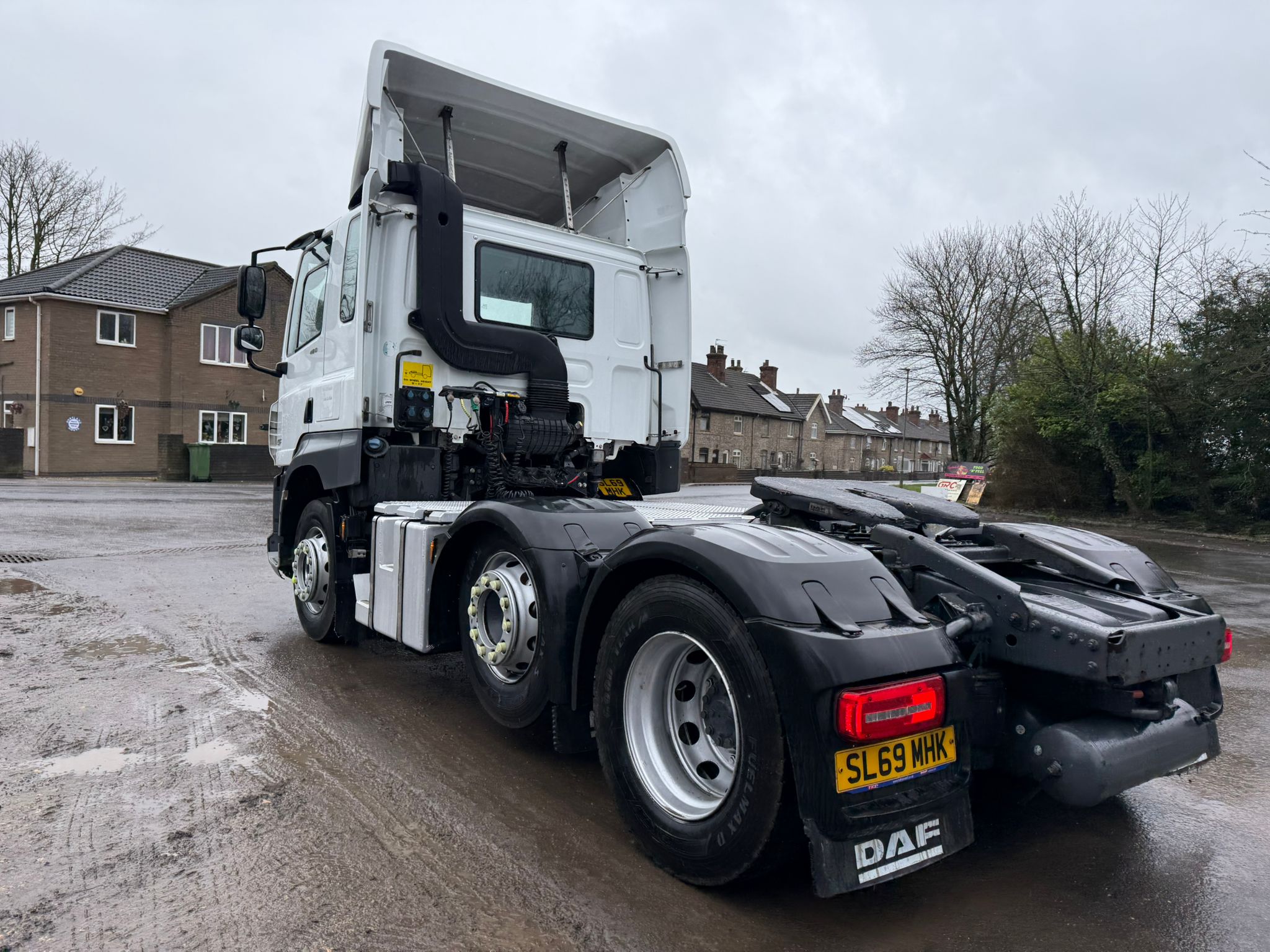 8991E78C 2259 4CA5 876F 392325EED021