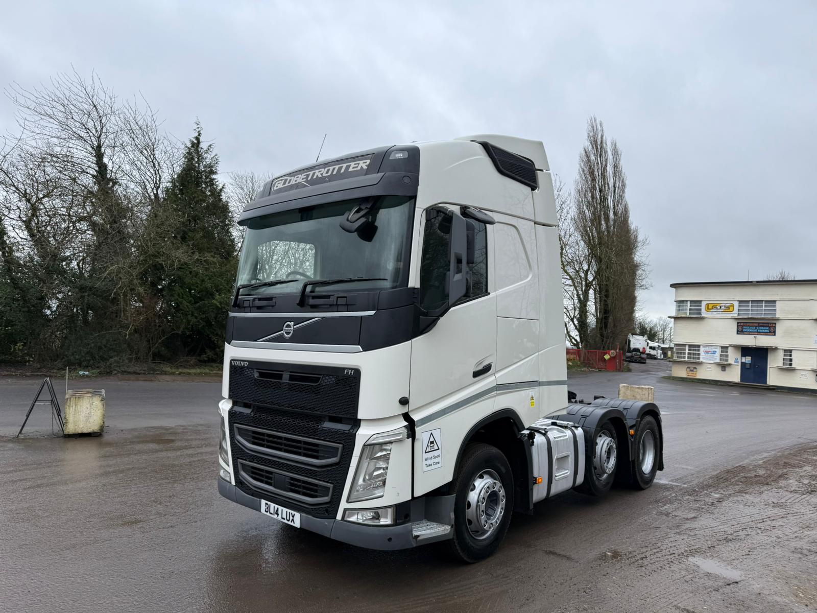 8E23023D E5E8 40ED AC16 381A98B953C3