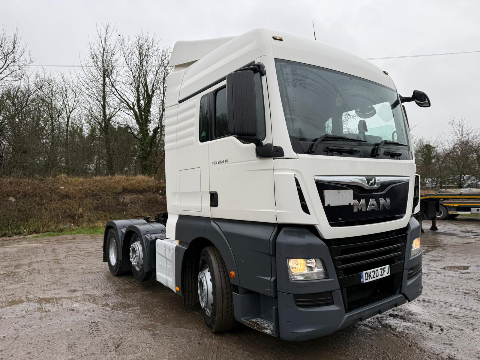 992F5B46 5577 4923 9ADD CE1A33F7CC9F 1