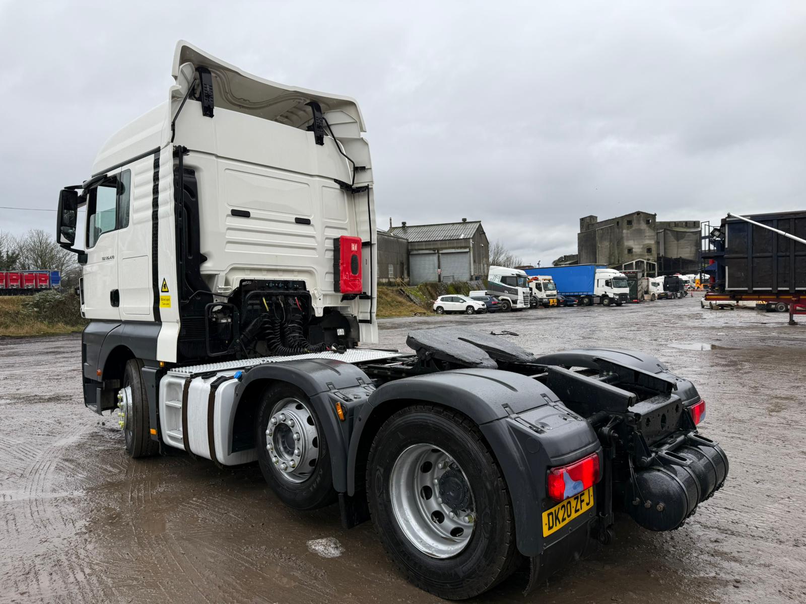 C8855D1F 5ADD 460A 83B8 8DE27ACF5CFC 1