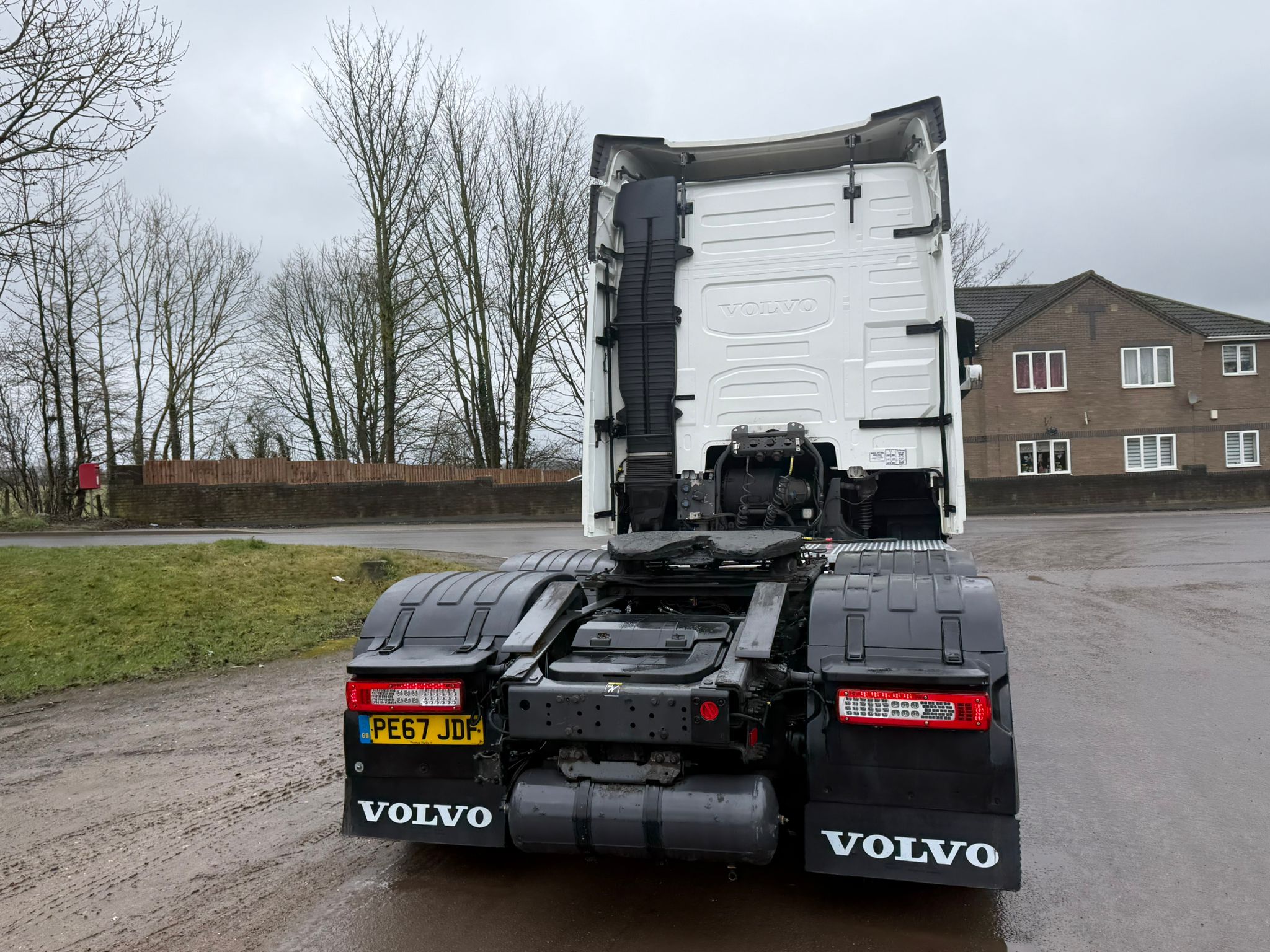 EEE696F9 D834 4492 BDFB B077E6C4F241