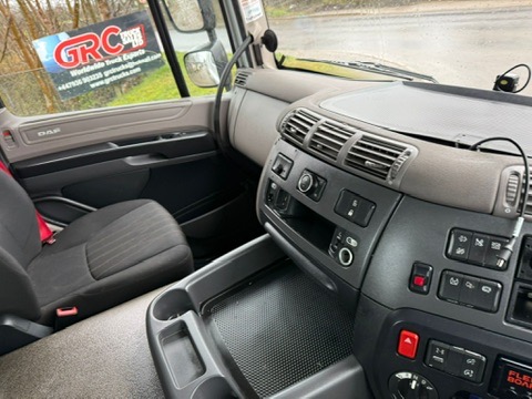 F59EDF87 26FB 4663 A717 0C1E0A420562 4 5005 C