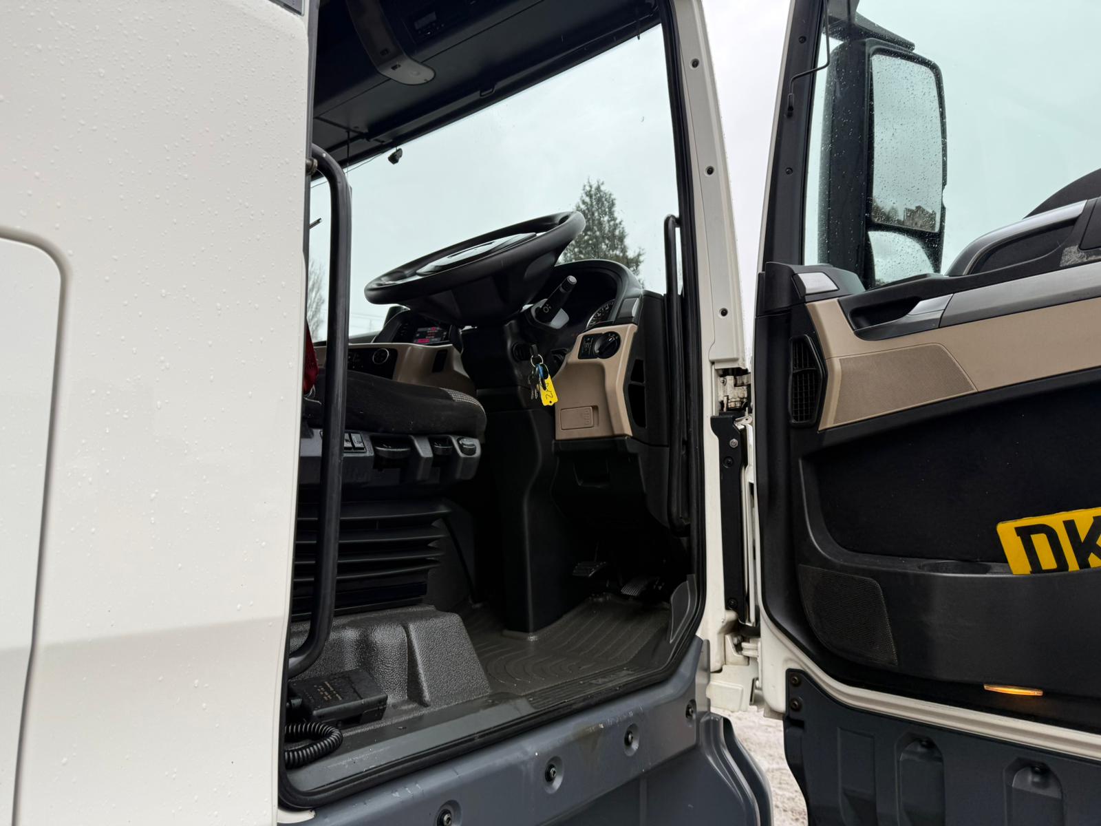 FB7831BB 8EE5 4B4D A410 8805B3EF3213 1