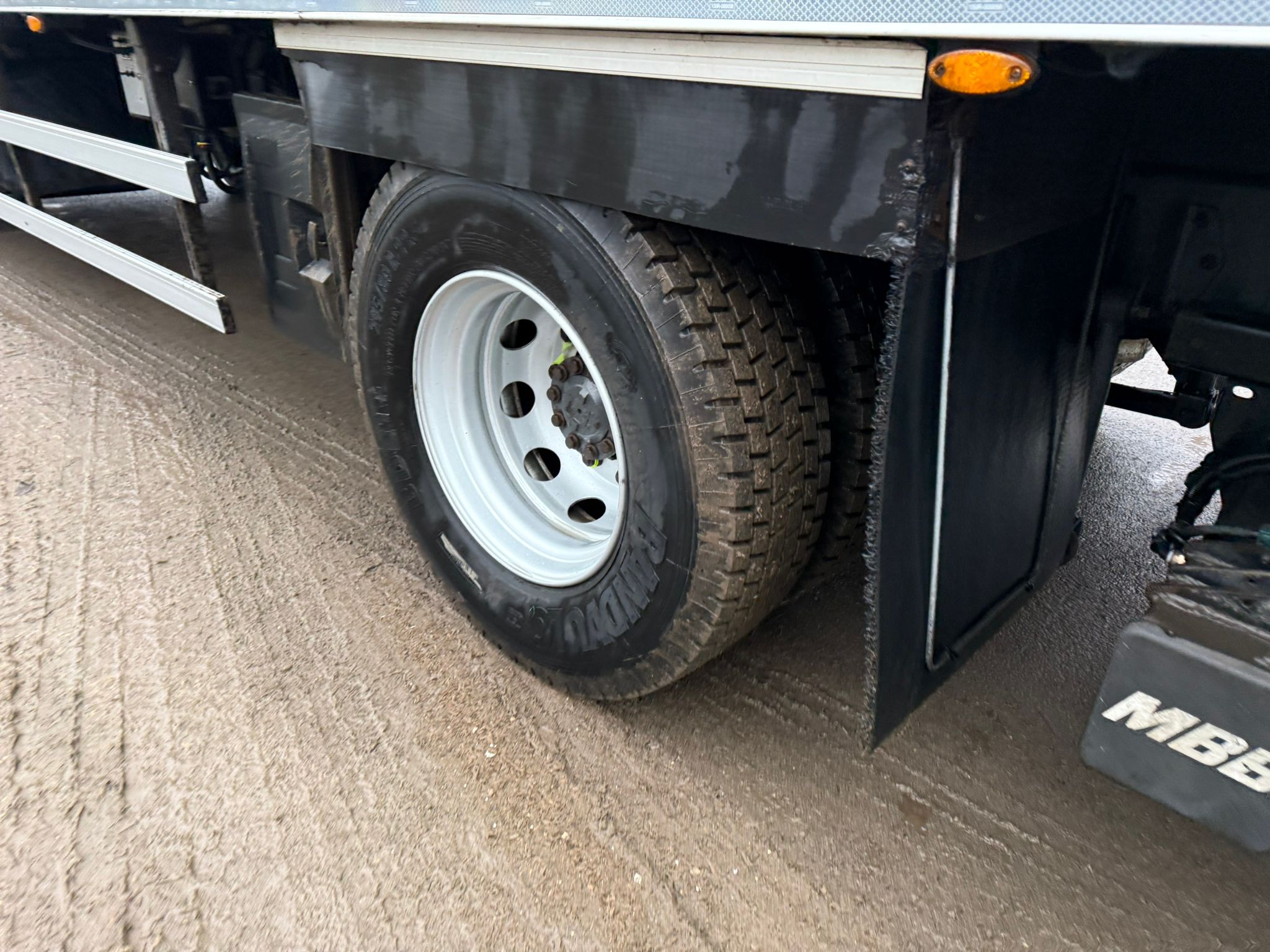 Ae340428 F6f2 4117 9234 E470a3131d2c