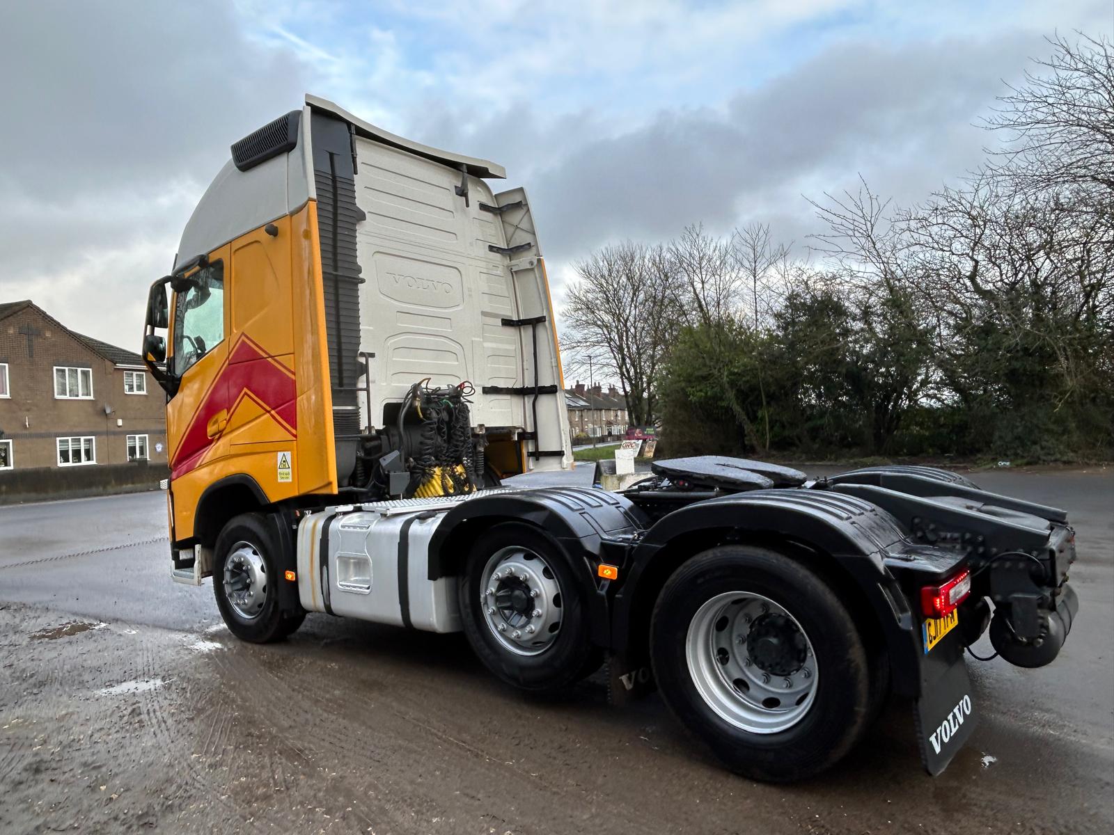 B6020034 C0bc 444f 8114 F797cab893fa