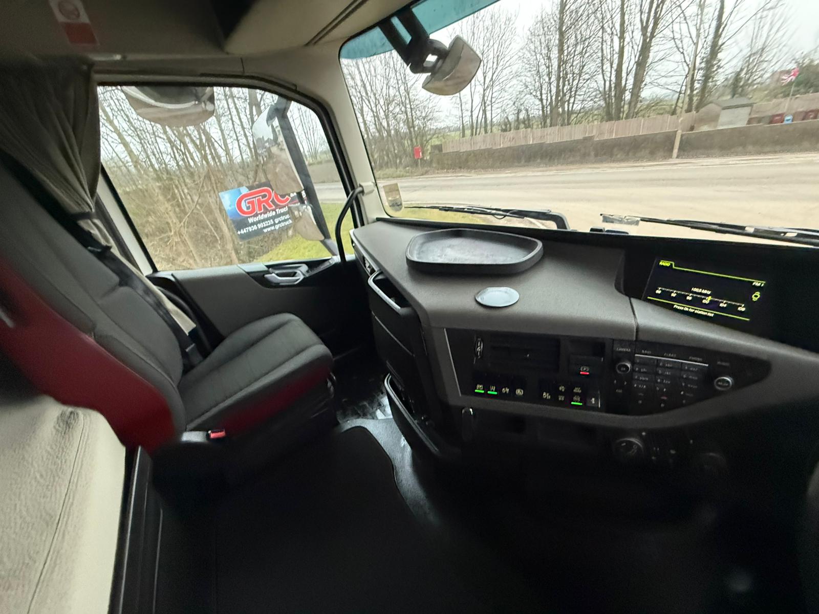 B9ff88c9 5801 411e B3b3 557855536725