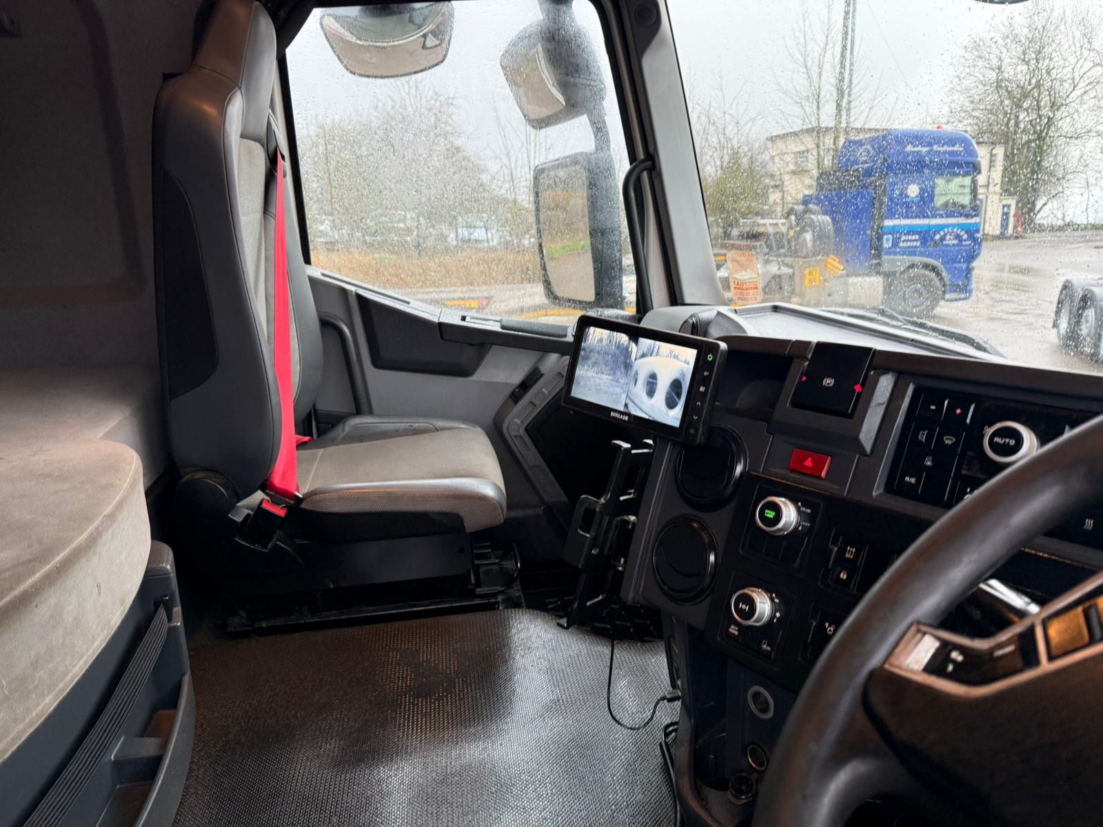 E5f861cd 1856 4fa3 Bd0d 1d9dbf4976a3