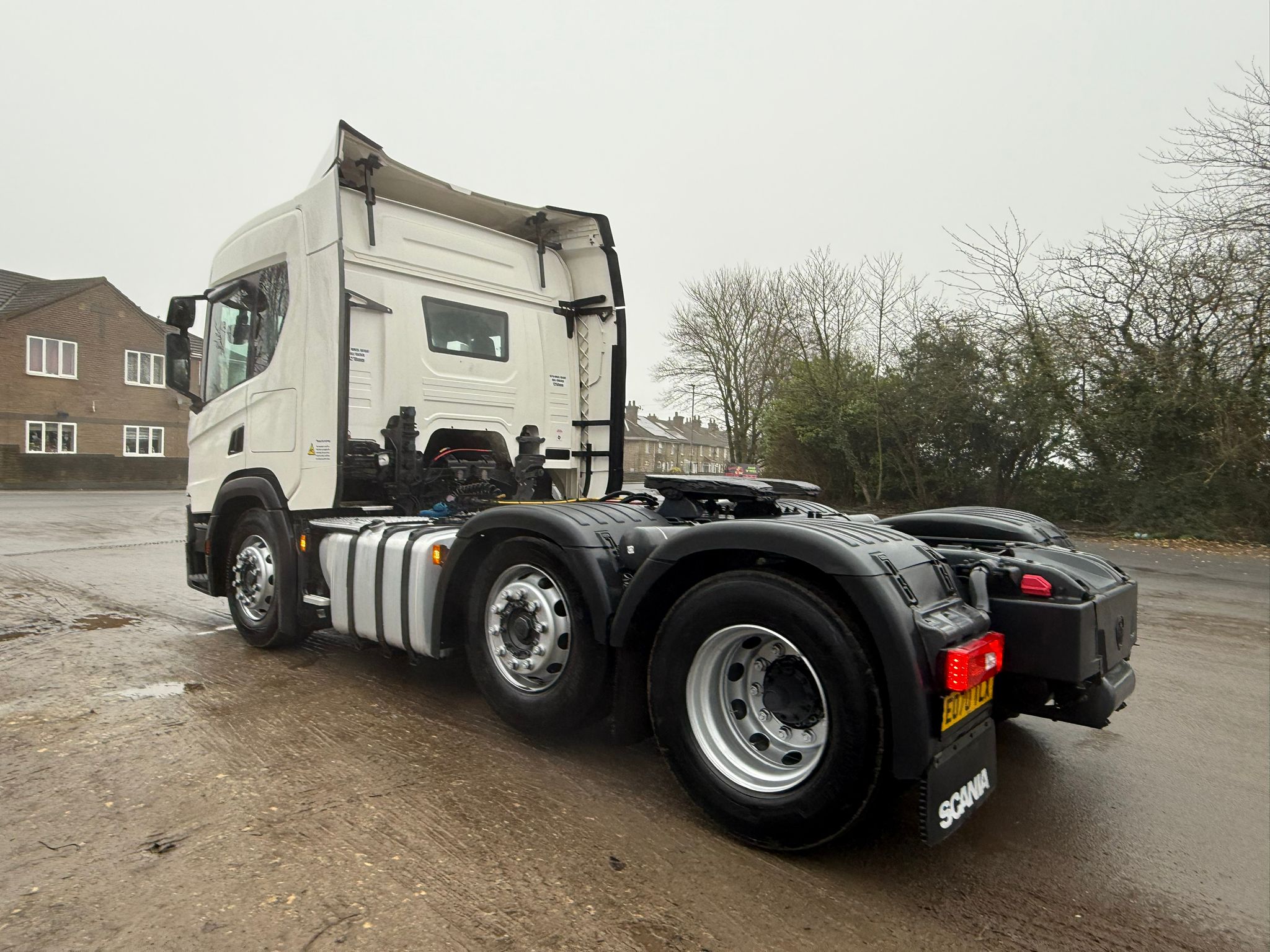 F20863ed 62ed 4315 B89e D96e893a28ee