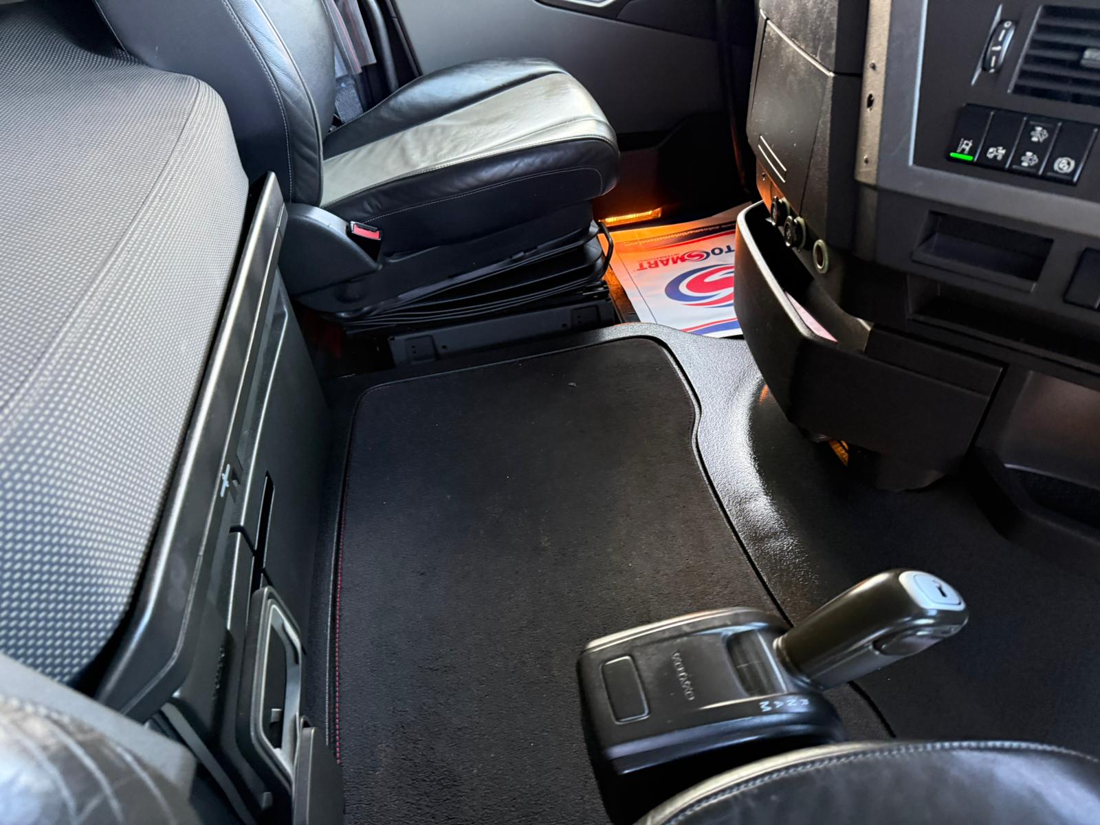 60C5909B AF53 4665 88DE 2203AF47B1AC