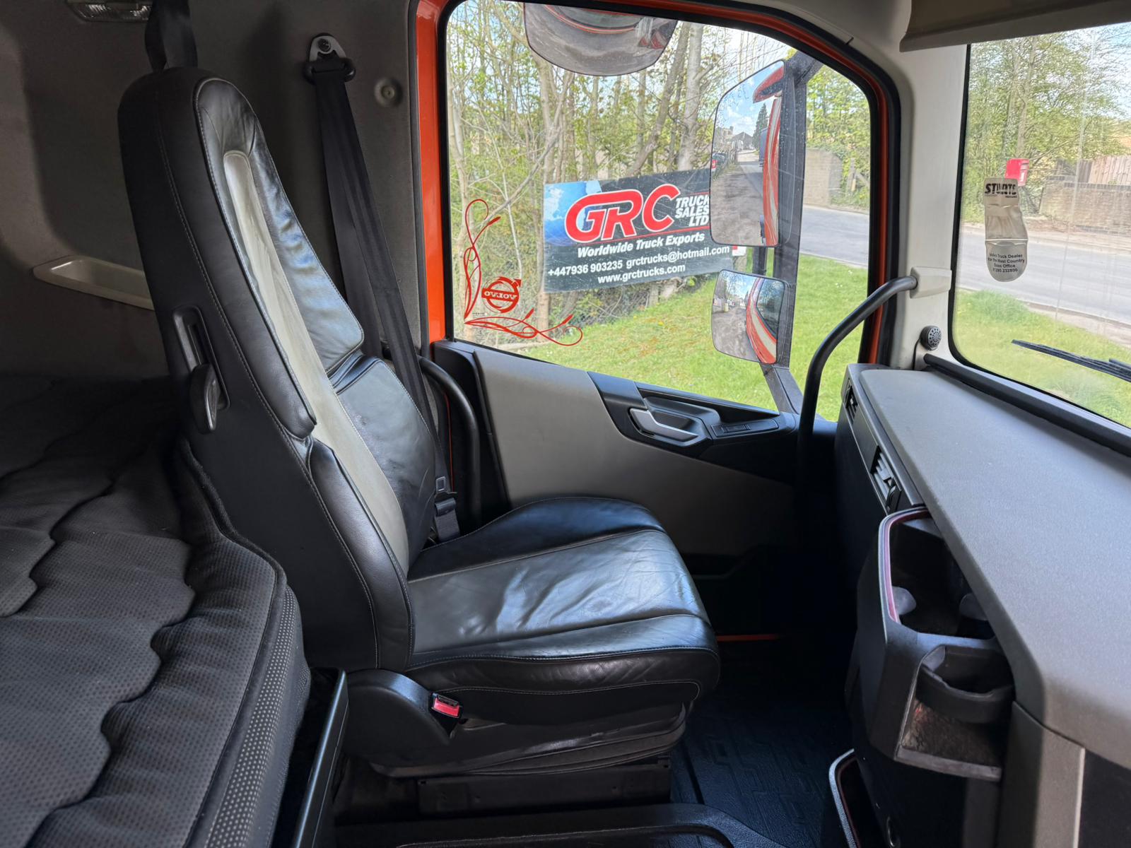 00542F87 4A82 4156 AD02 44CA4435A8AF