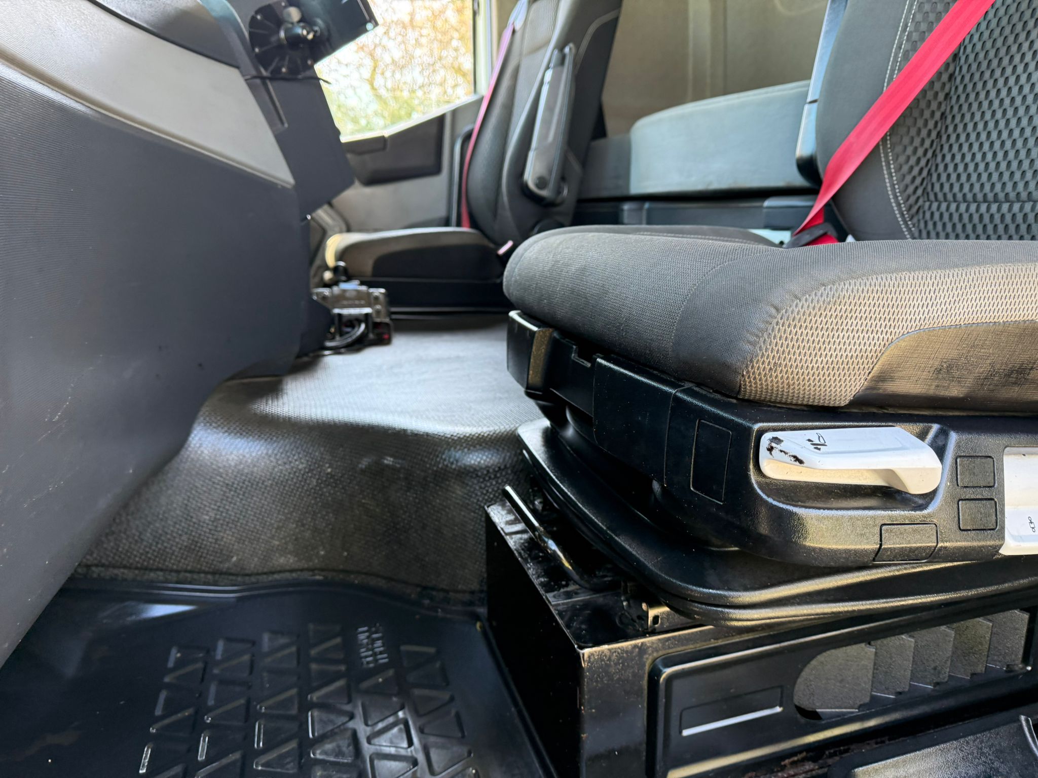 031AD0DE AF8C 4675 BB6E 0CDA4633B8E4