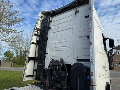 06BA1710 2B16 47AF A105 B74A900ACAC4 4 5005 C