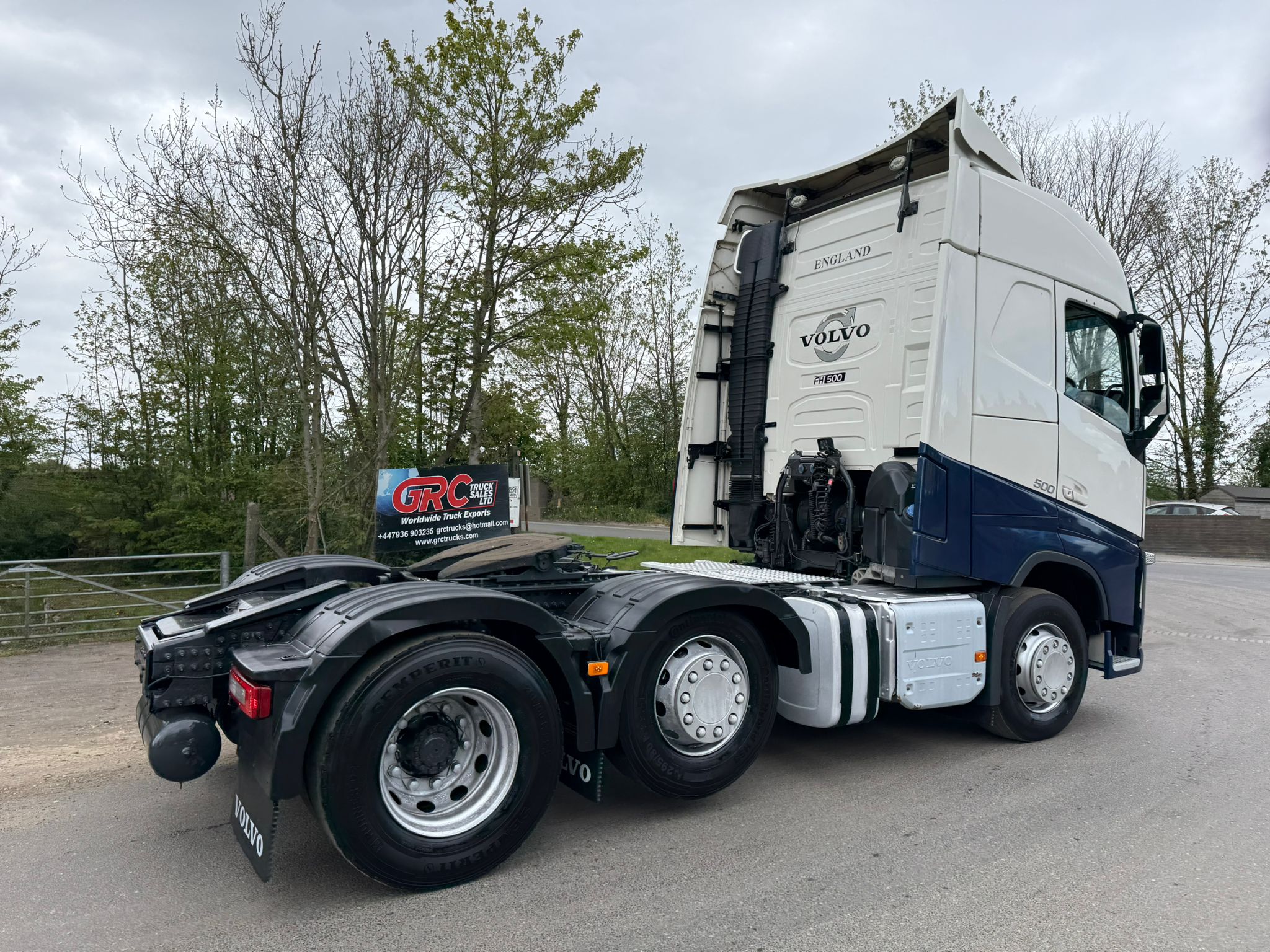 0C2CD976 C9E2 4C9C B47F 8EA99191221B