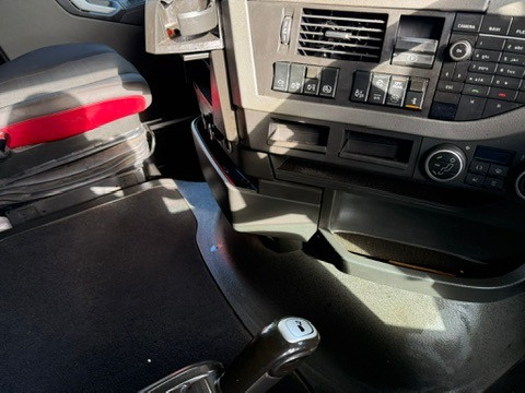 0DBB263F 7913 483C AC67 D70C0B35F9E0 4 5005 C