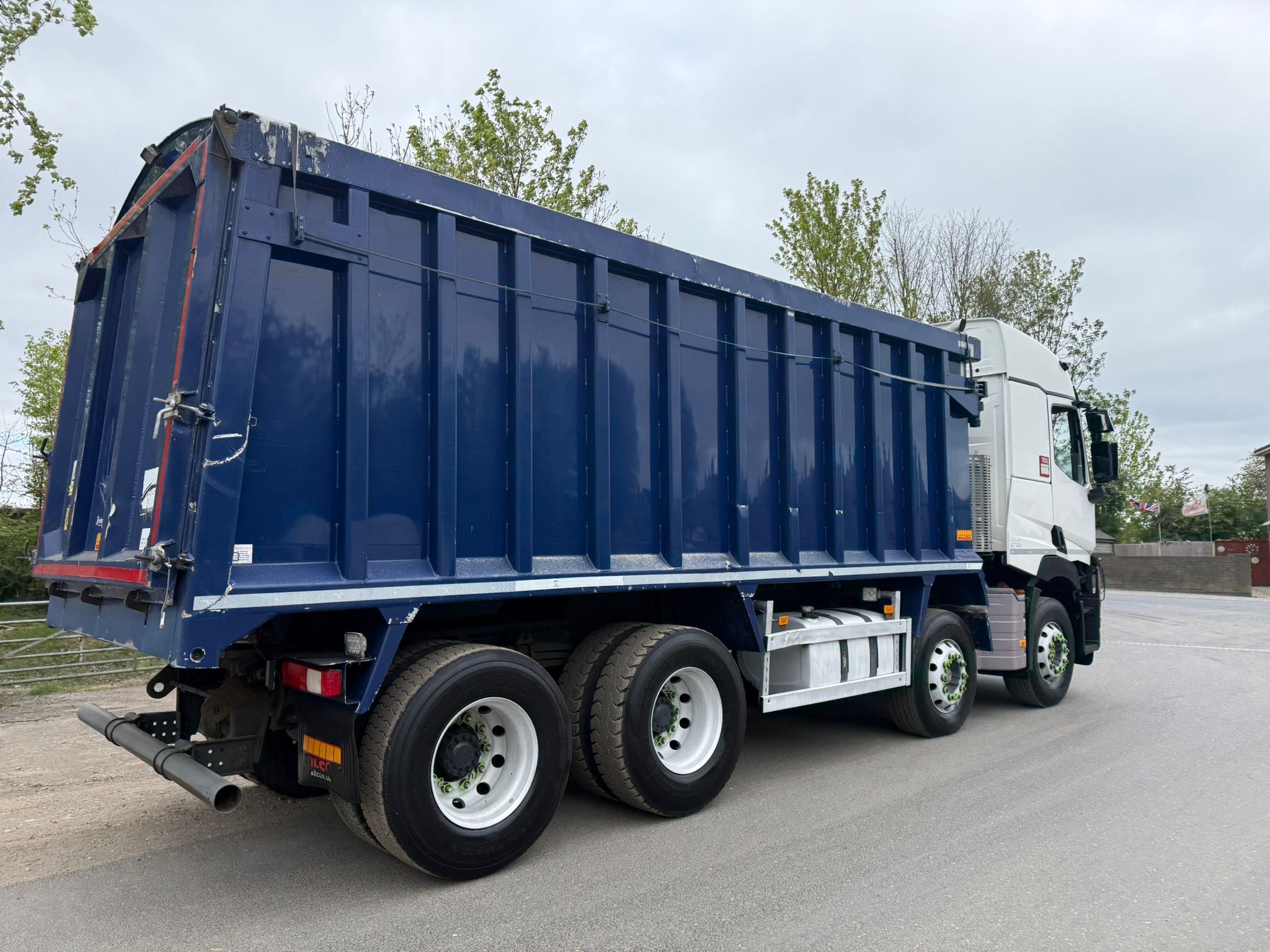 18cb942d 2c39 4f57 8ad8 9d0fafc91759