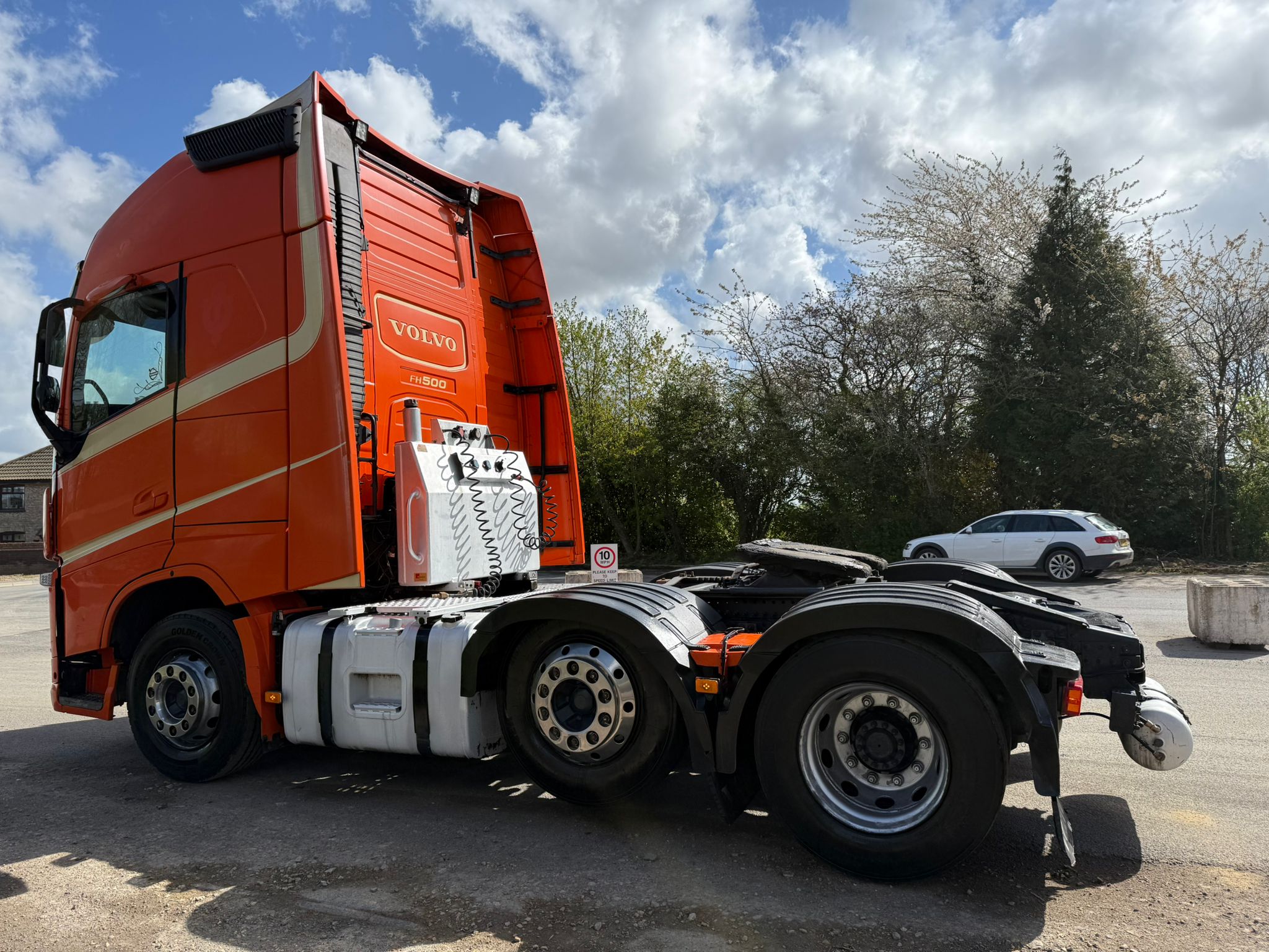 30D497B4 EFE7 4852 BA1E 0C73C928C06A