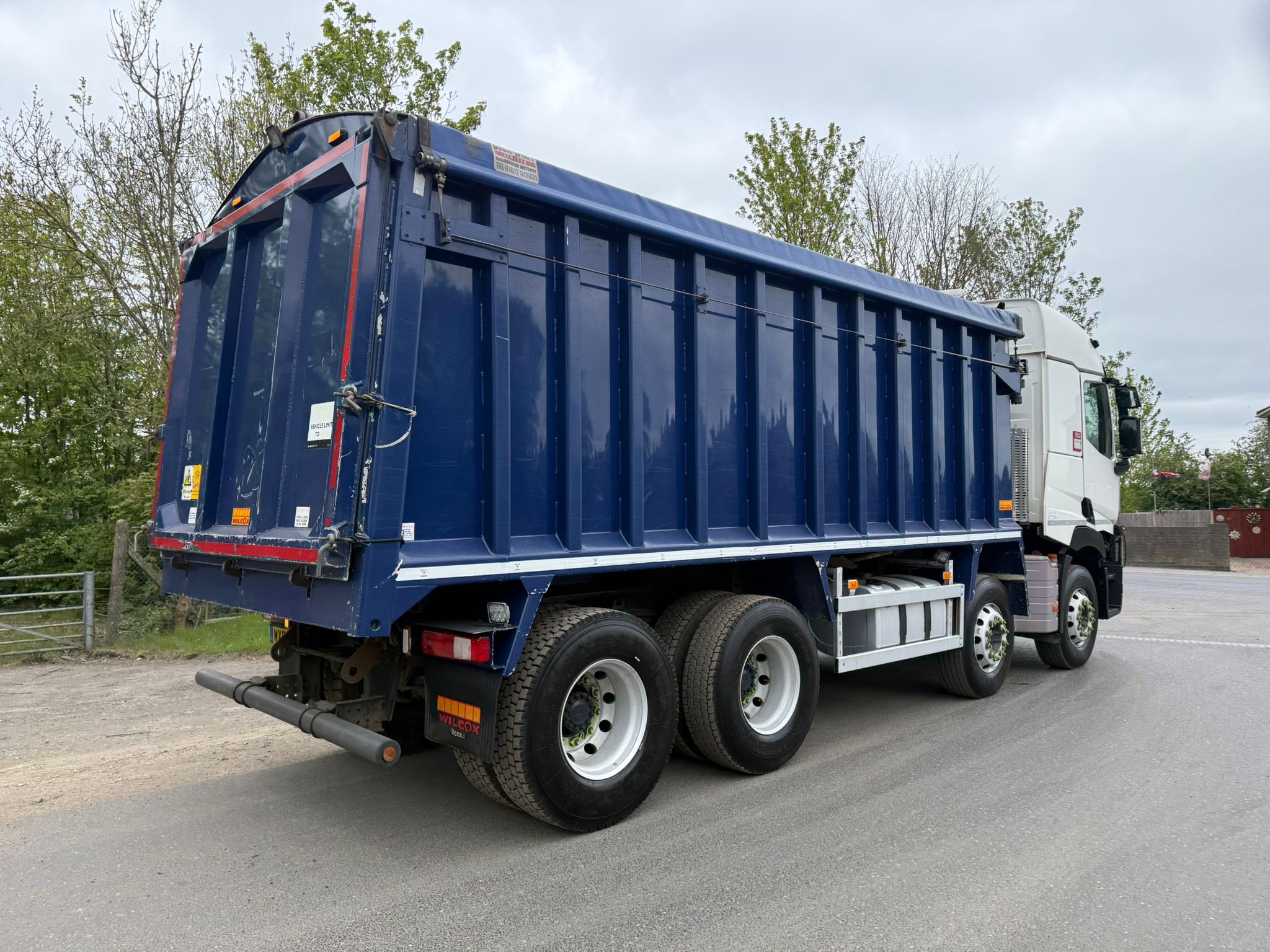 368952b1 C2bd 4e42 98c5 0003f7ae7e39