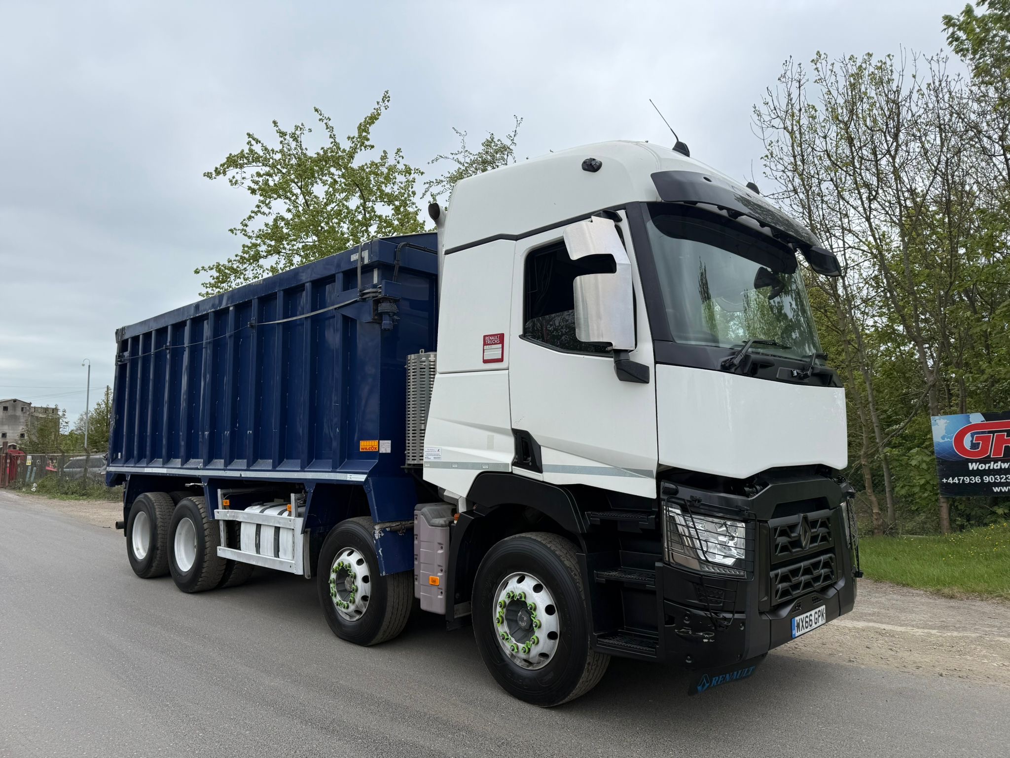 460117a9 B50c 44e8 A6e8 601985543c27