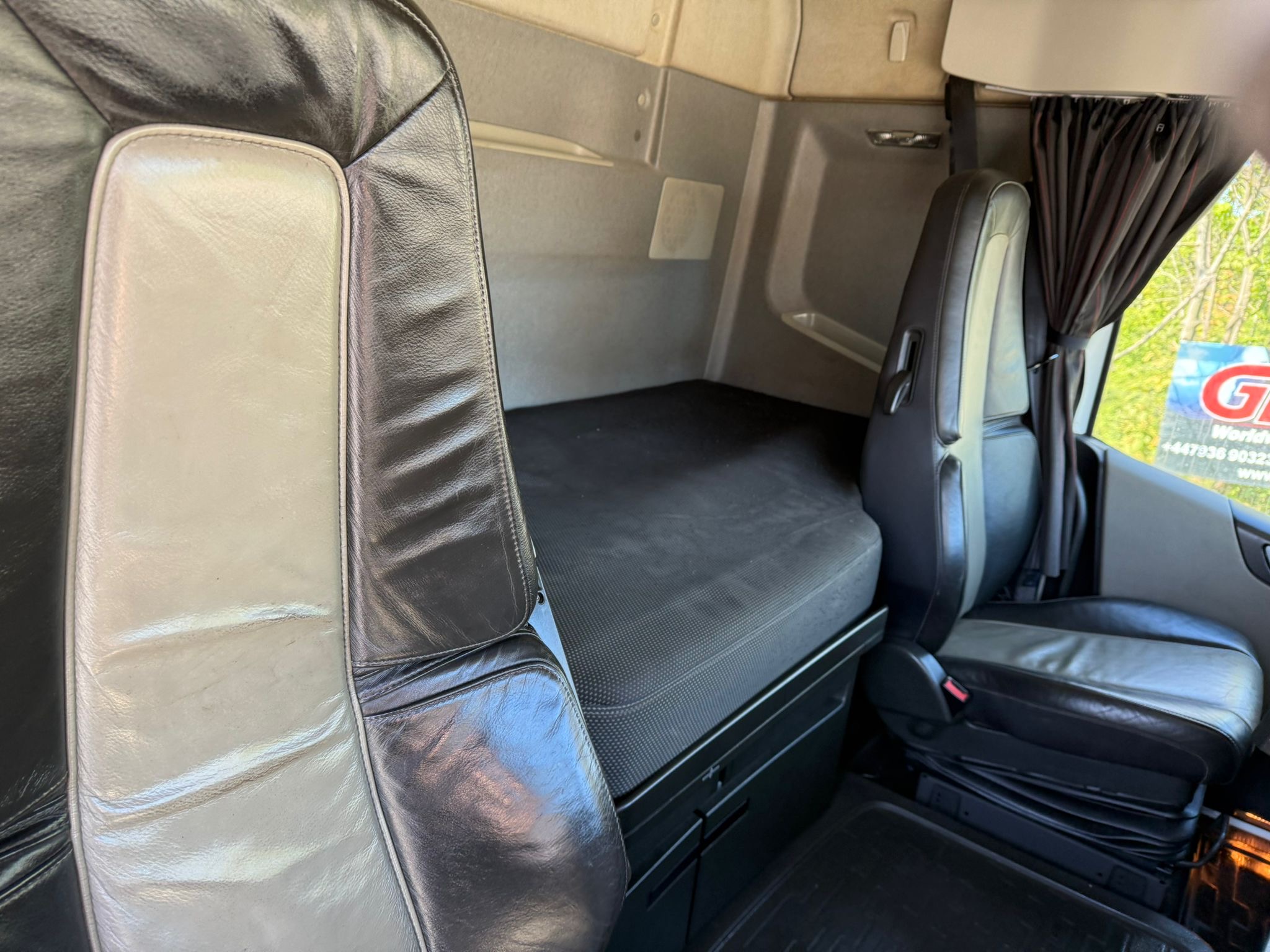 4dcb586f C5ed 4143 Ad83 2596fa9c57fc