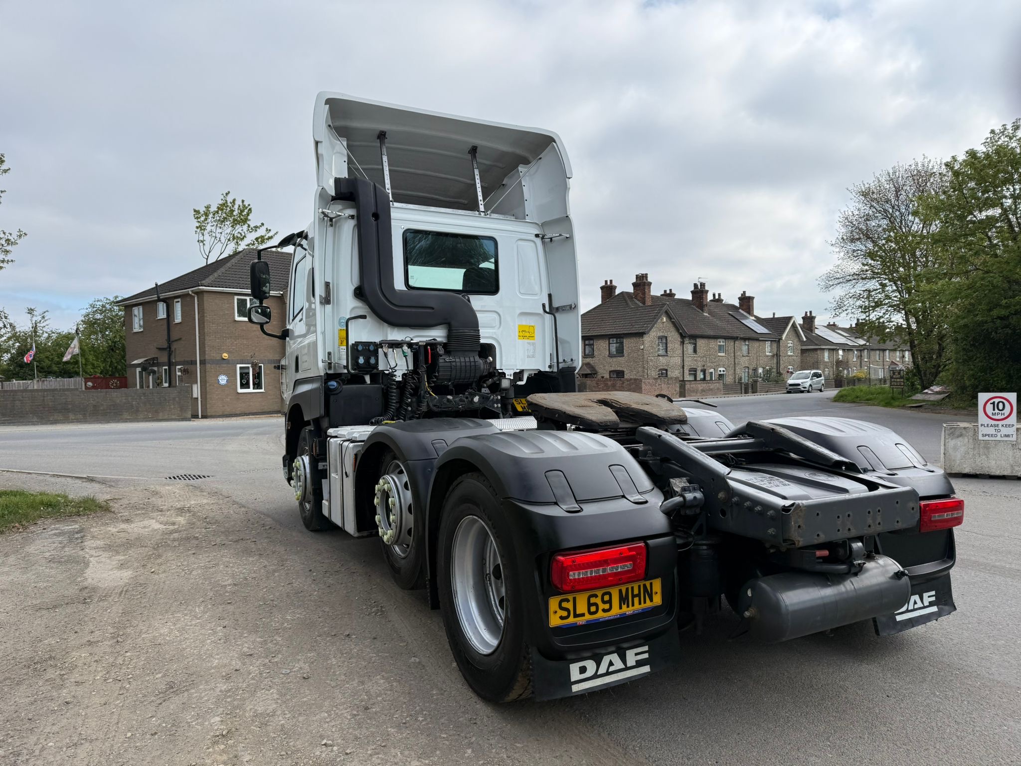 4fc7b958 B06b 4b65 A64f D1317b572e63