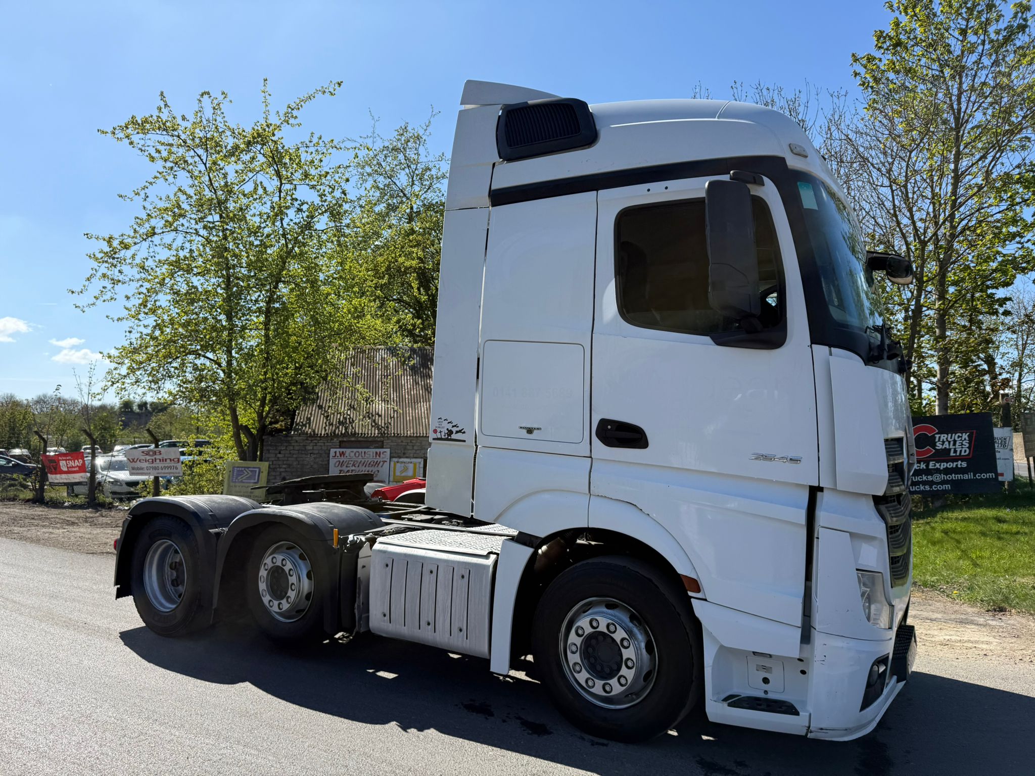 547576DF 996E 4376 A243 2879F3634EF4