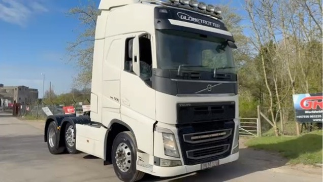 54F32D7A 1045 4A6C B638 5D3705BC0475 4 5005 C