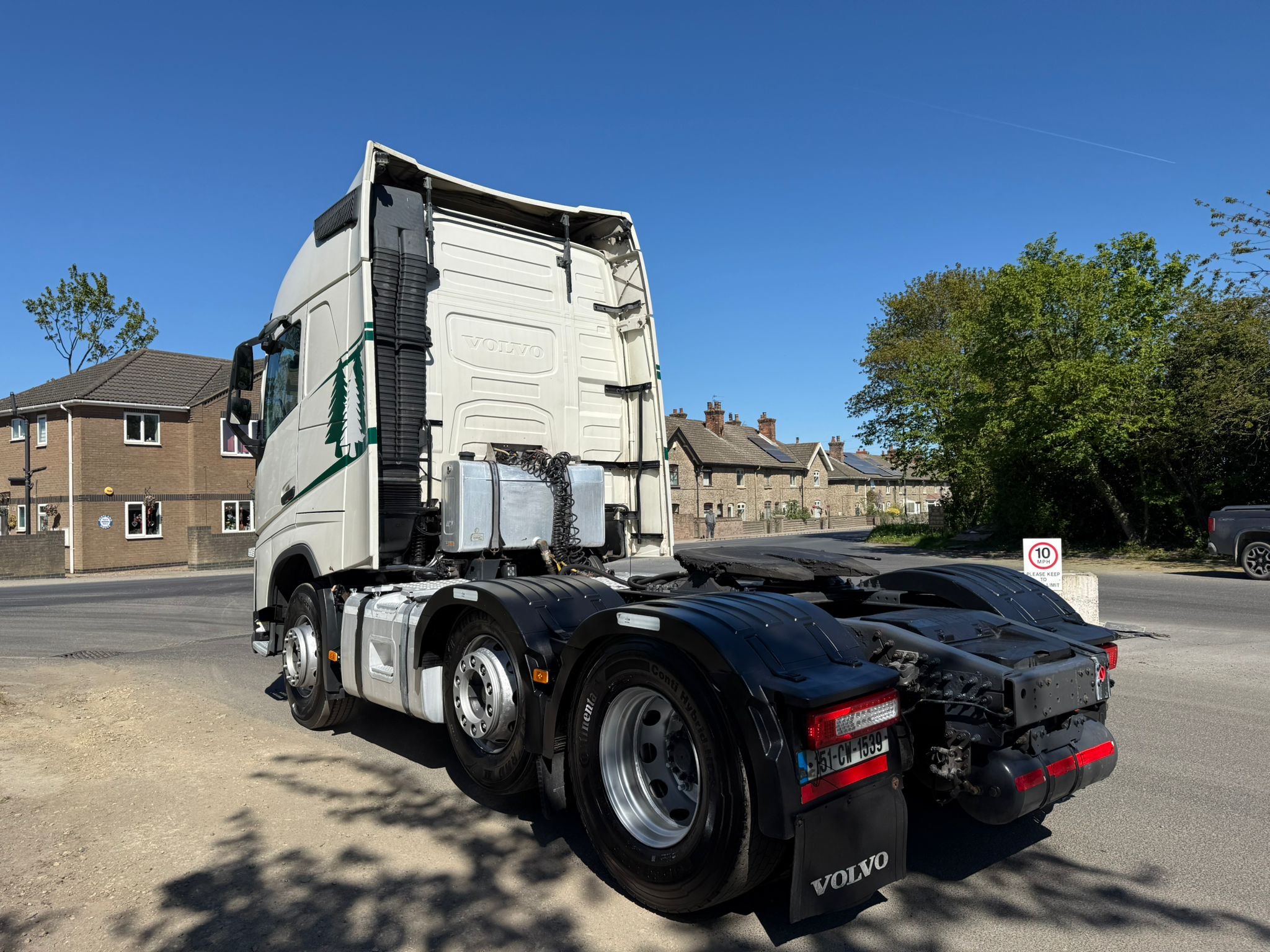 6c5c7b3d E744 47d4 B9b2 6475245b304d