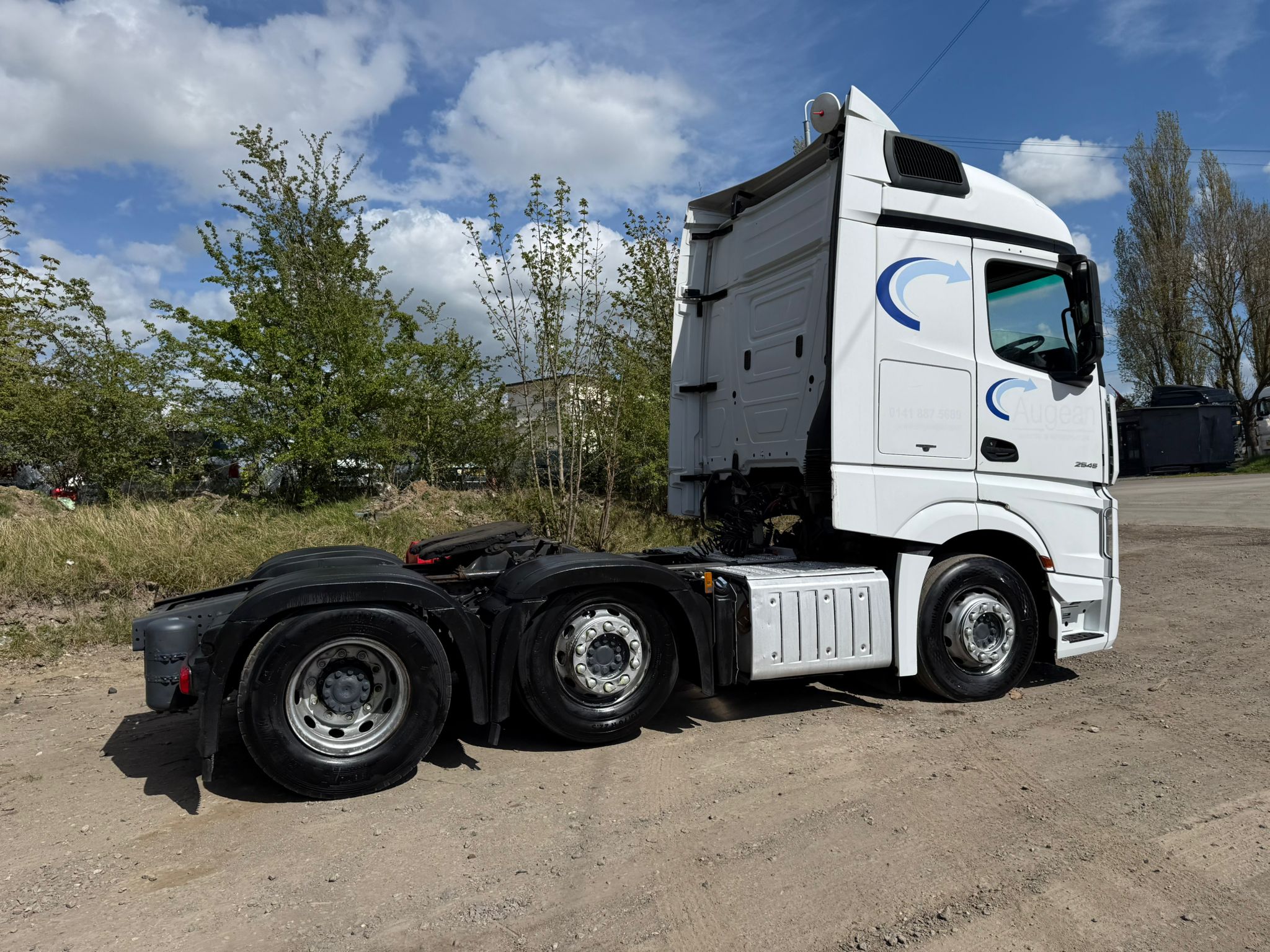 72f1290c D6f4 4e7e B73a B8722bc42151