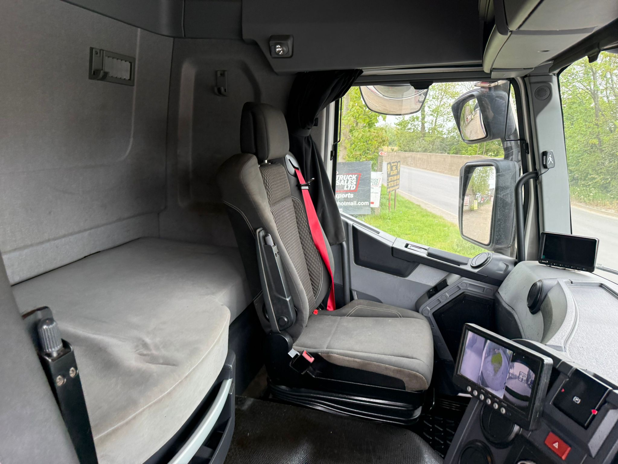 826e3703 53a9 4d90 B3c7 7854fa07a968